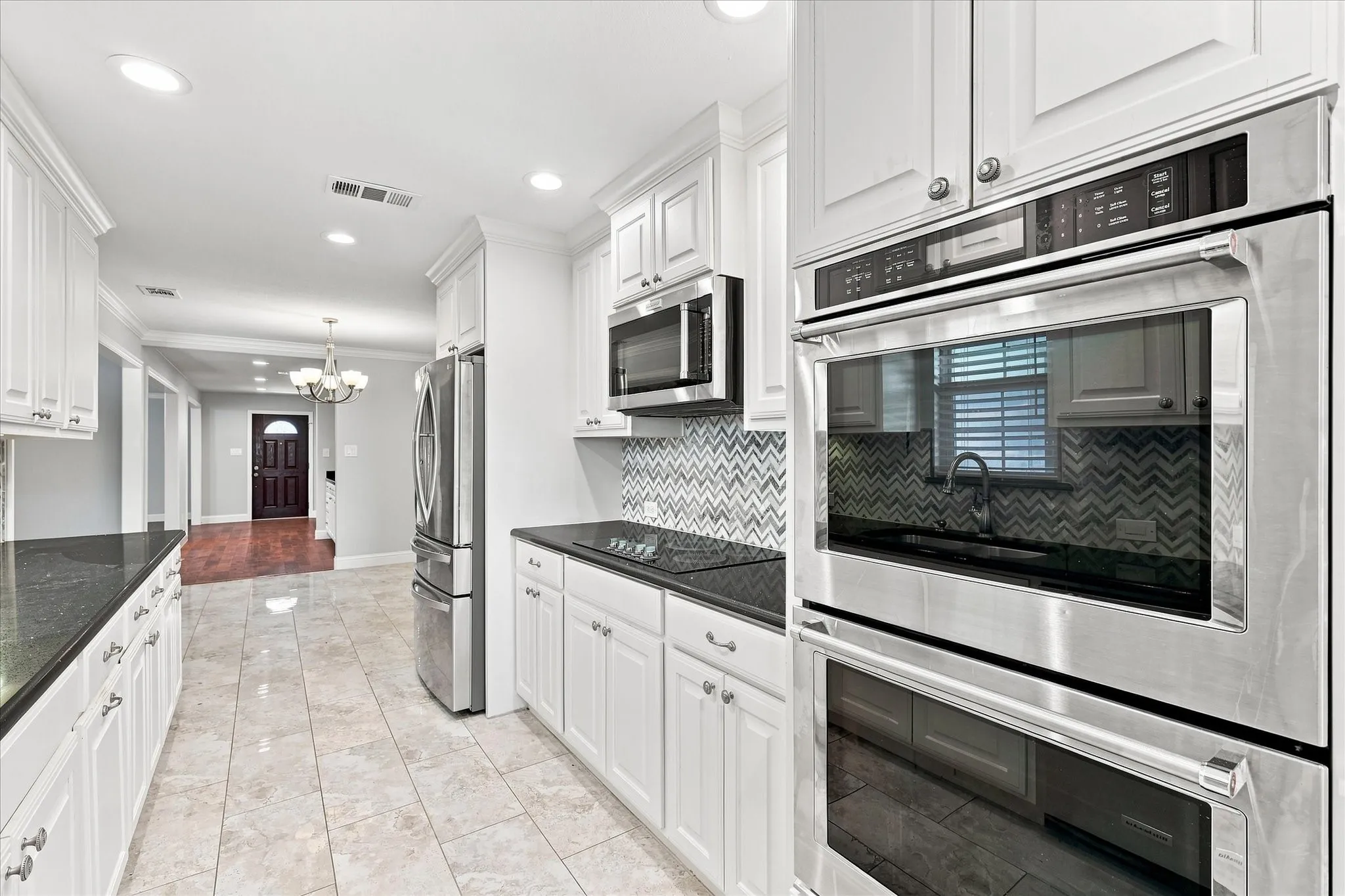 Single Family Residence For Sale in Denton County , 5264 Sherman Drive, The Colony, Texas 75056, 4 Bedroom, 2 Bathroom, 2 Garage spaces, 2,017 Sqft, built in 1983, mls#21359729, Real Estate Agent in The Colony, Homes For Sale in Denton county, Homes For Sale in The Colony, Realtor in The Colony Texas, Real Estate Brokerage Independent Realty Texas, Luminita Cordes Realtor