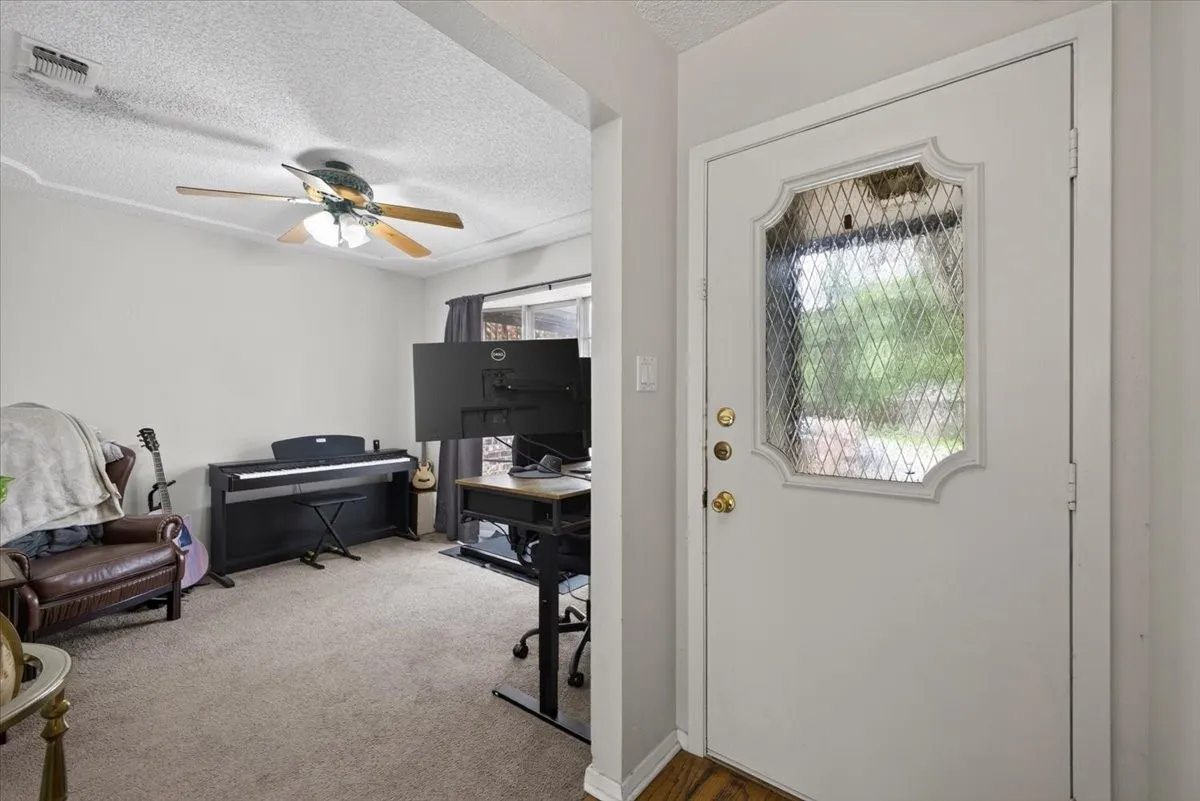 Single Family Residence For Sale in Tarrant County , 8204 Starnes Road, North Richland Hills, Texas 76182, 3 Bedroom, 2 Bathroom, 2 Garage spaces, 2,059 Sqft, built in 1979, mls#21360155, Real Estate Agent in North Richland Hills, Homes For Sale in Tarrant county, Homes For Sale in North Richland Hills, Realtor in North Richland Hills Texas, Real Estate Brokerage Independent Realty Texas, Luminita Cordes Realtor