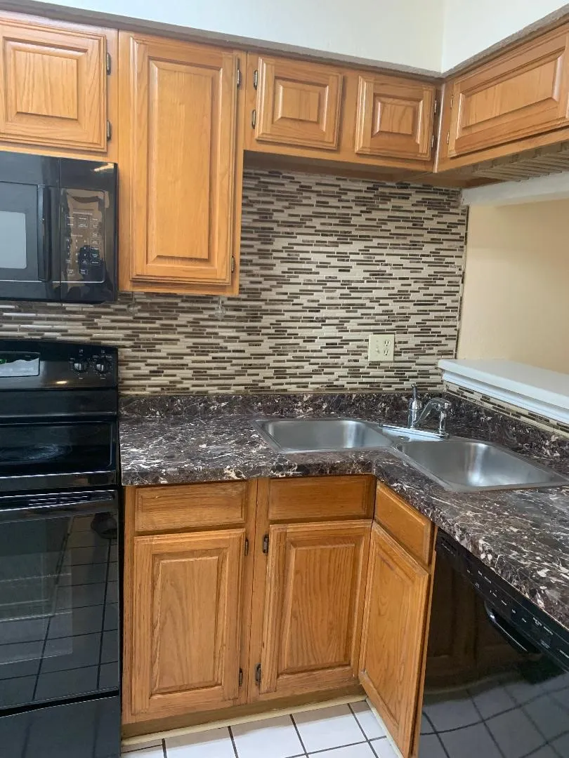 Condominium For Rent in Dallas County , 8545 Midpark Road 48, Dallas, Texas 75240, 2 Bedroom, 2 Bathroom, Garage spaces, 1,035 Sqft, built in 1982, mls#21360174, Real Estate Agent in Dallas, Homes For Rent in Dallas county, Homes For Rent in Dallas, Realtor in Dallas Texas, Real Estate Brokerage Independent Realty Texas, Luminita Cordes Realtor