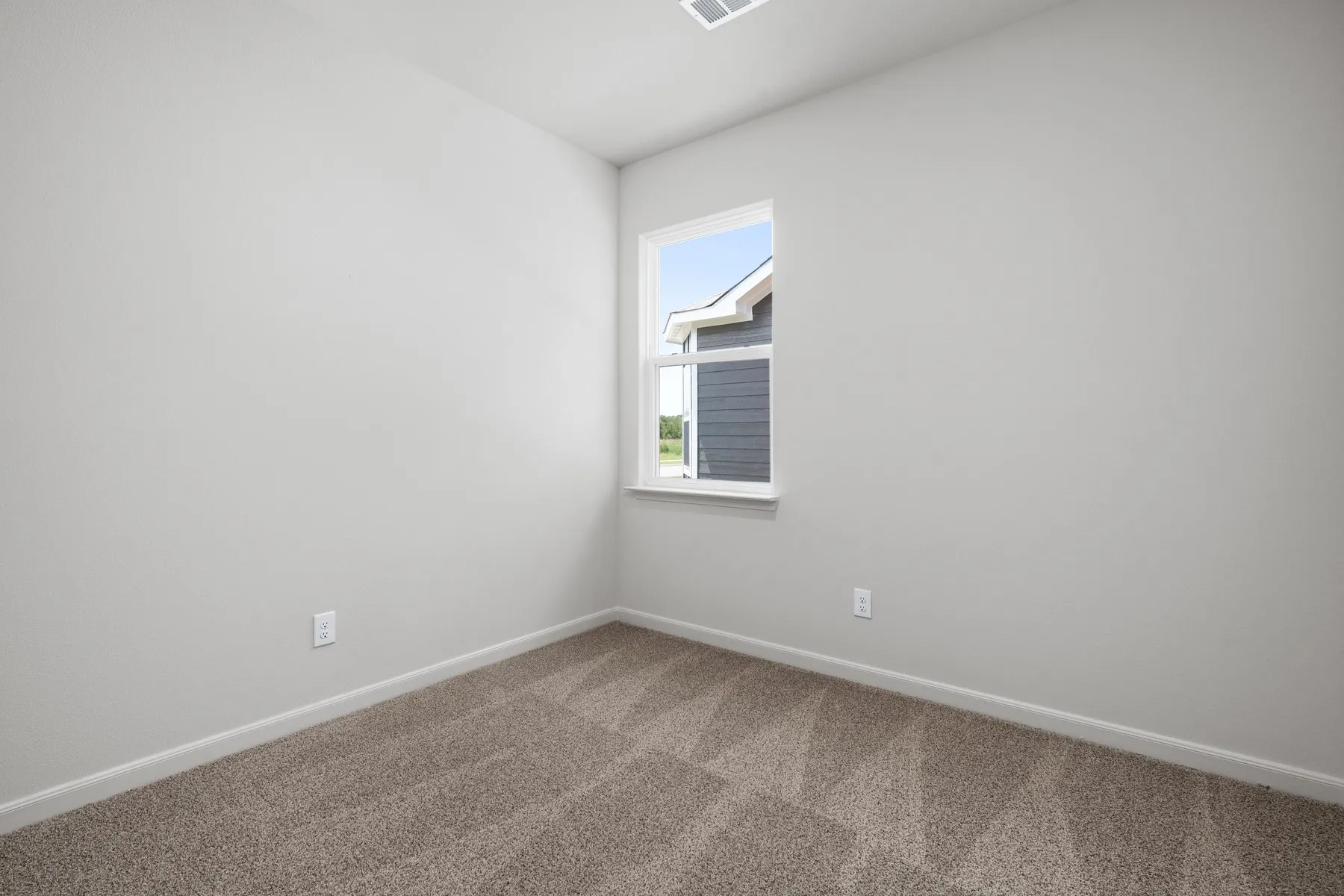 Single Family Residence For Sale in Tarrant County , 9629 Logan Square Drive, Fort Worth, Texas 76140, 4 Bedroom, 2 Bathroom, 2 Garage spaces, 1,724 Sqft, built in 2026, mls#21360276, Real Estate Agent in Fort Worth, Homes For Sale in Tarrant county, Homes For Sale in Fort Worth, Realtor in Fort Worth Texas, Real Estate Brokerage Independent Realty Texas, Luminita Cordes Realtor