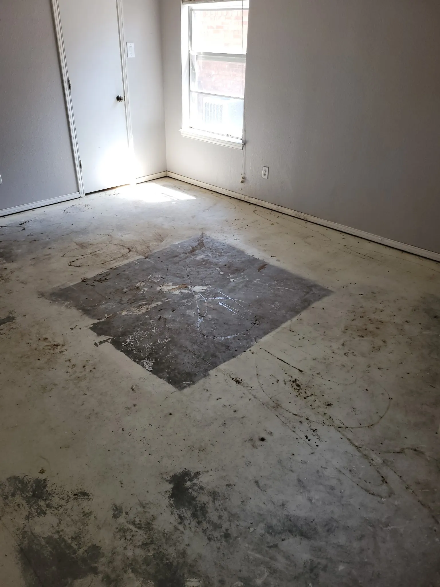 Single Family Residence For Sale in Palo Pinto County , 3406 NE 11TH Street, Mineral Wells, Texas 76067, 3 Bedroom, 2 Bathroom, 2 Garage spaces, 1,454 Sqft, built in 1983, mls#21358623, Real Estate Agent in Mineral Wells, Homes For Sale in Palo Pinto county, Homes For Sale in Mineral Wells, Realtor in Mineral Wells Texas, Real Estate Brokerage Independent Realty Texas, Luminita Cordes Realtor