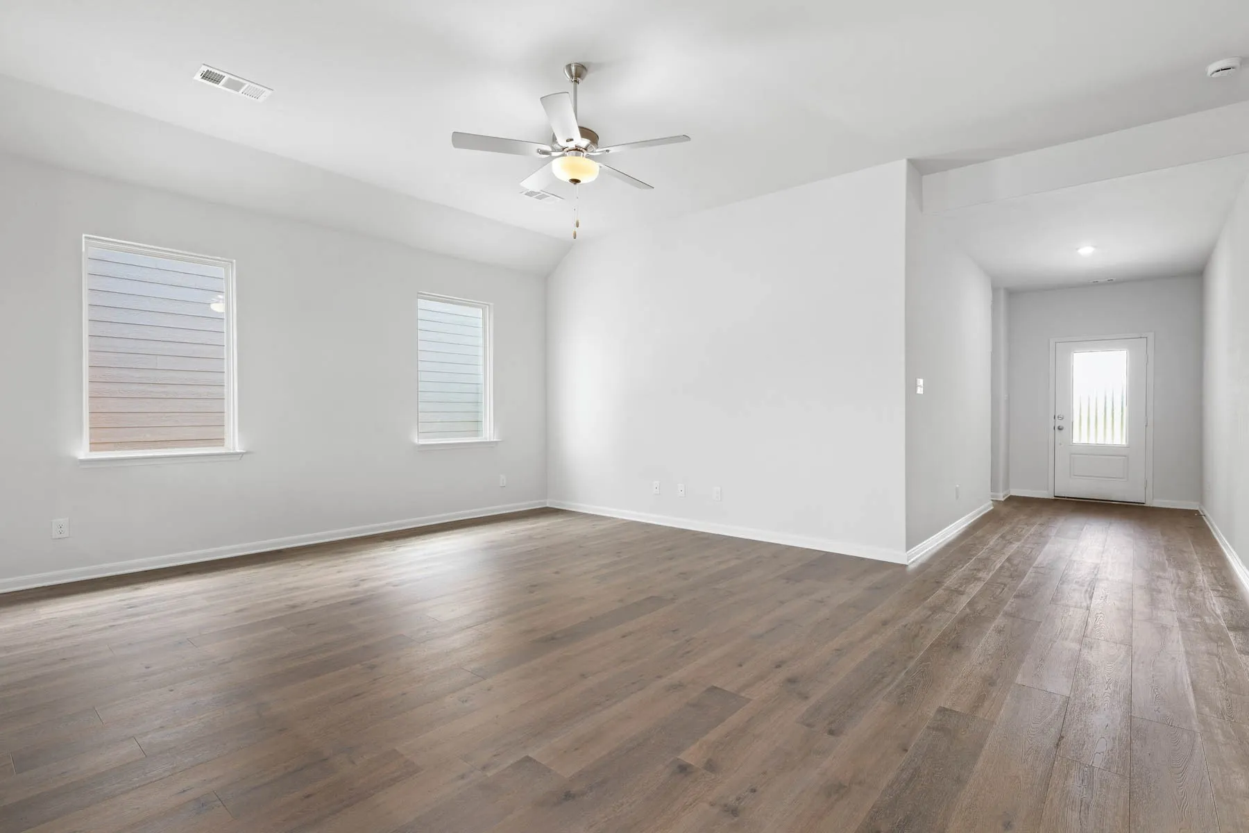 Single Family Residence For Sale in Tarrant County , 9612 Stranton Drive, Fort Worth, Texas 76140, 4 Bedroom, 2 Bathroom, 2 Garage spaces, 1,724 Sqft, built in 2026, mls#21360283, Real Estate Agent in Fort Worth, Homes For Sale in Tarrant county, Homes For Sale in Fort Worth, Realtor in Fort Worth Texas, Real Estate Brokerage Independent Realty Texas, Luminita Cordes Realtor