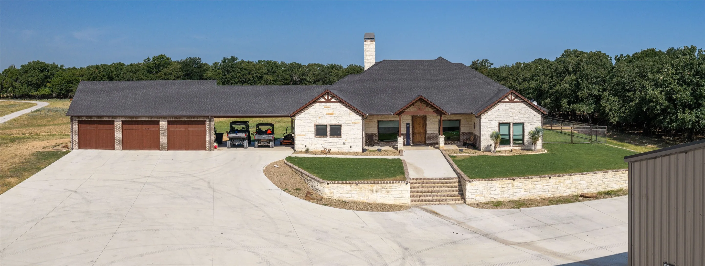 Farm For Sale in Wise County , 344 County Road 1660, Chico, Texas 76431, 4 Bedroom, 4 Bathroom, 6 Garage spaces, 3,648 Sqft, built in 2022, mls#21360278, Real Estate Agent in Chico, Homes For Sale in Wise county, Homes For Sale in Chico, Realtor in Chico Texas, Real Estate Brokerage Independent Realty Texas, Luminita Cordes Realtor