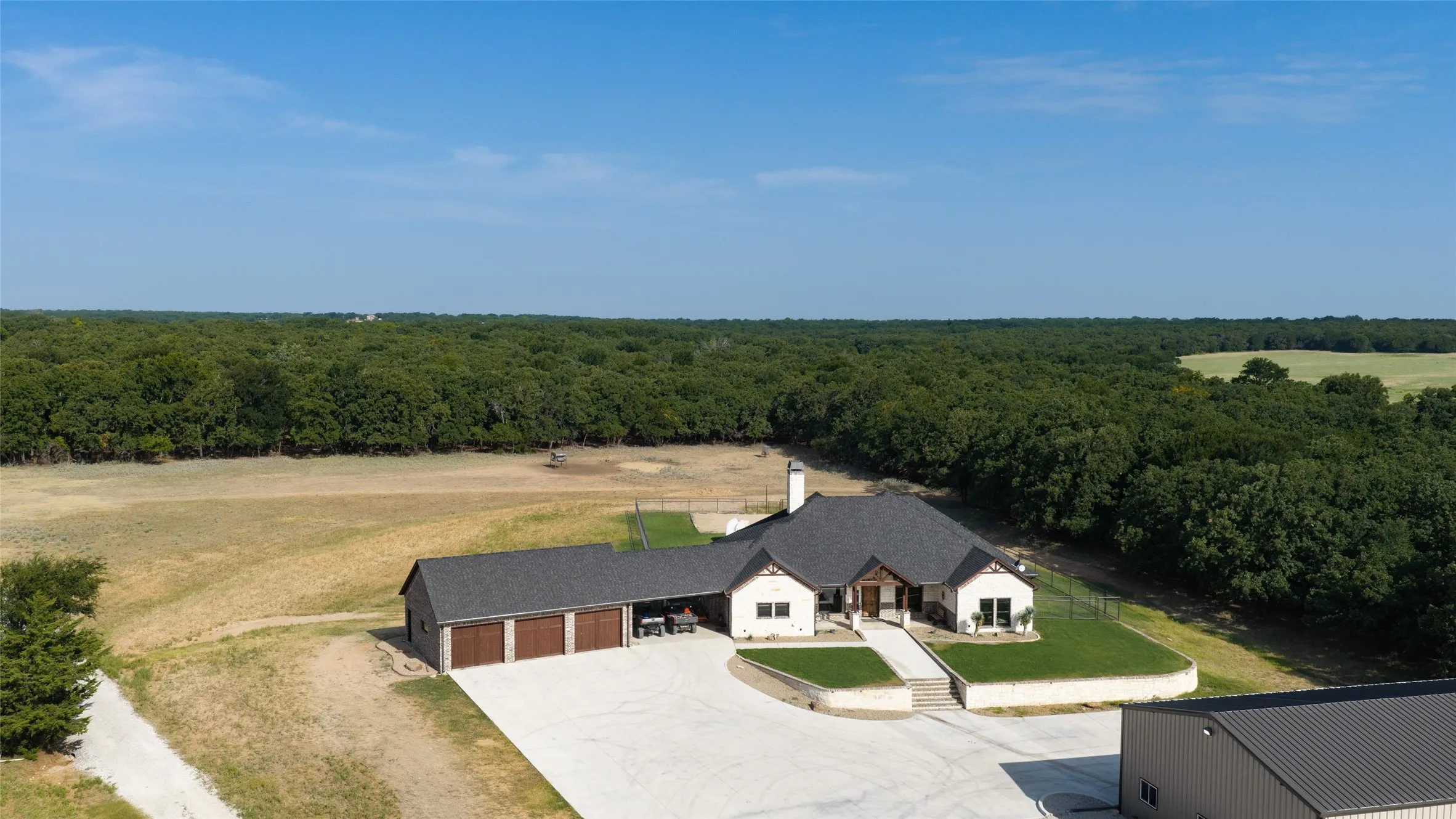Farm For Sale in Wise County , 344 County Road 1660, Chico, Texas 76431, 4 Bedroom, 4 Bathroom, 6 Garage spaces, 3,648 Sqft, built in 2022, mls#21360278, Real Estate Agent in Chico, Homes For Sale in Wise county, Homes For Sale in Chico, Realtor in Chico Texas, Real Estate Brokerage Independent Realty Texas, Luminita Cordes Realtor