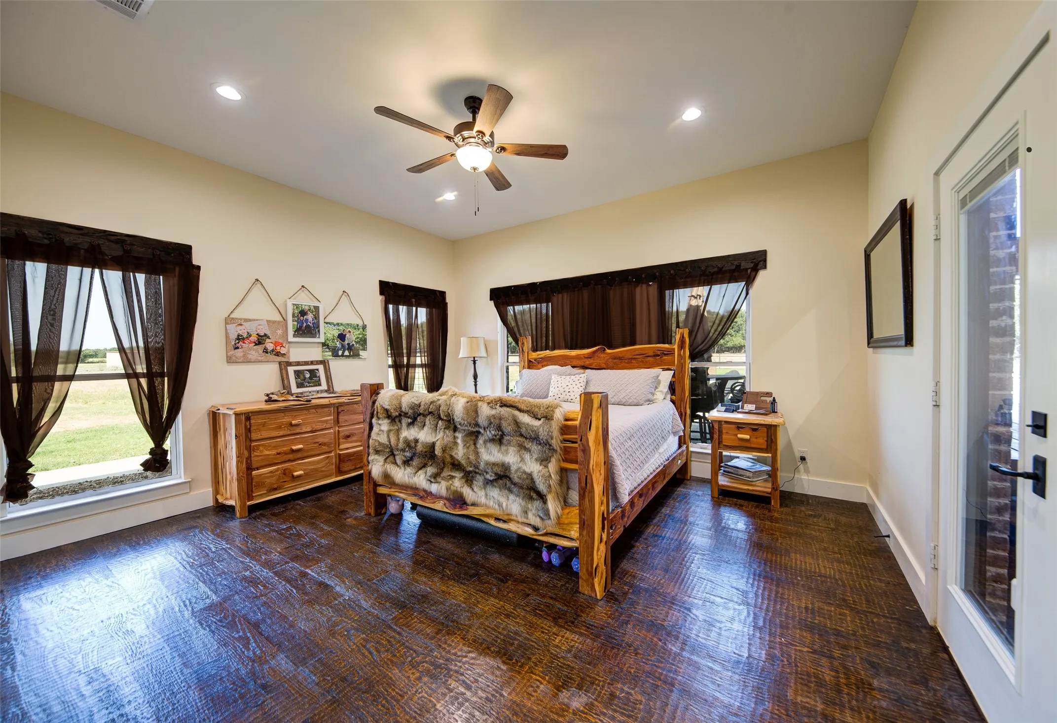 Farm For Sale in Wise County , 344 County Road 1660, Chico, Texas 76431, 4 Bedroom, 4 Bathroom, 6 Garage spaces, 3,648 Sqft, built in 2022, mls#21360278, Real Estate Agent in Chico, Homes For Sale in Wise county, Homes For Sale in Chico, Realtor in Chico Texas, Real Estate Brokerage Independent Realty Texas, Luminita Cordes Realtor