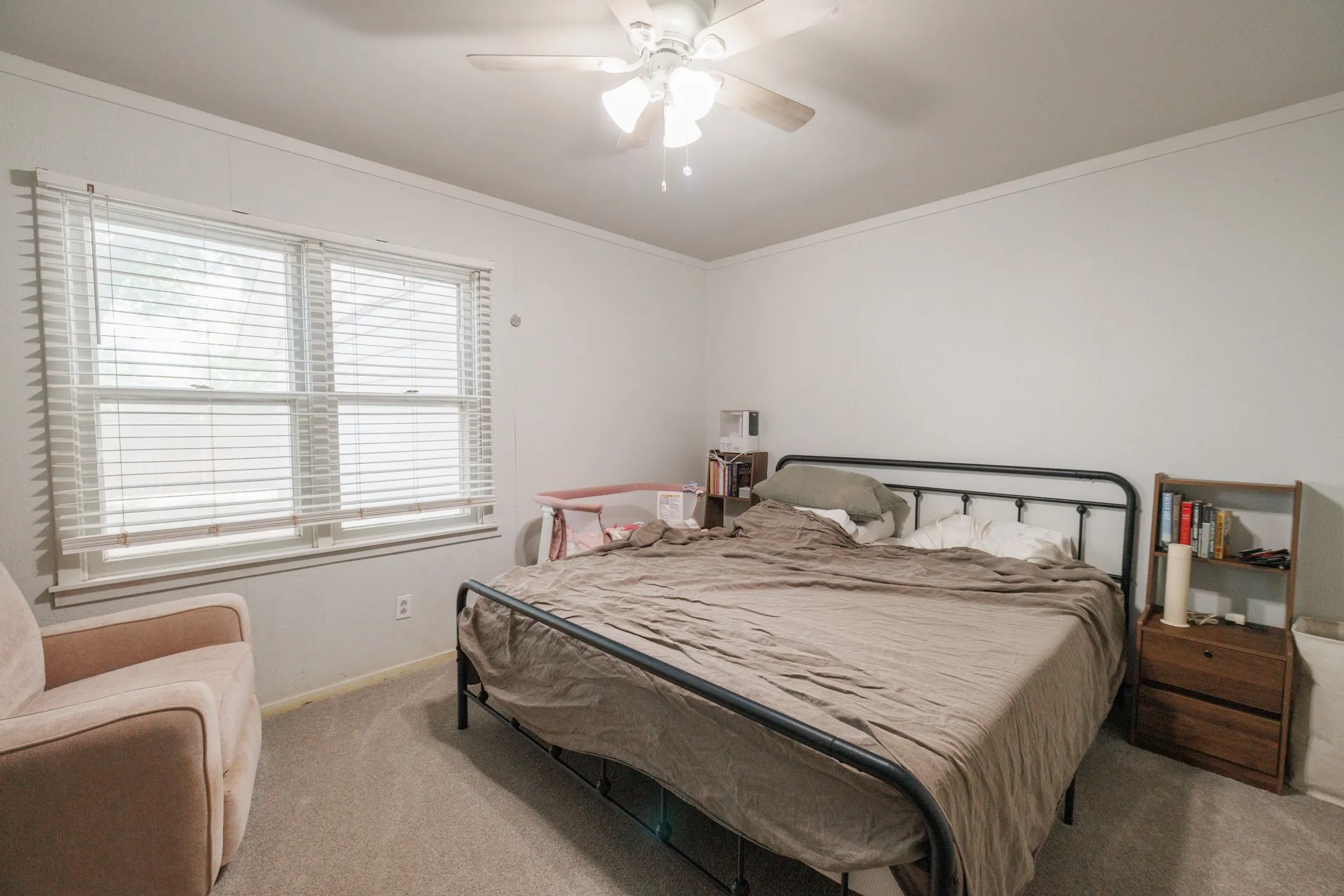 Single Family Residence For Sale in Taylor County , 3249 S 4th Street, Abilene, Texas 79605, 3 Bedroom, 2 Bathroom, 2 Garage spaces, 1,470 Sqft, built in 1946, mls#21352797, Real Estate Agent in Abilene, Homes For Sale in Taylor county, Homes For Sale in Abilene, Realtor in Abilene Texas, Real Estate Brokerage Independent Realty Texas, Luminita Cordes Realtor