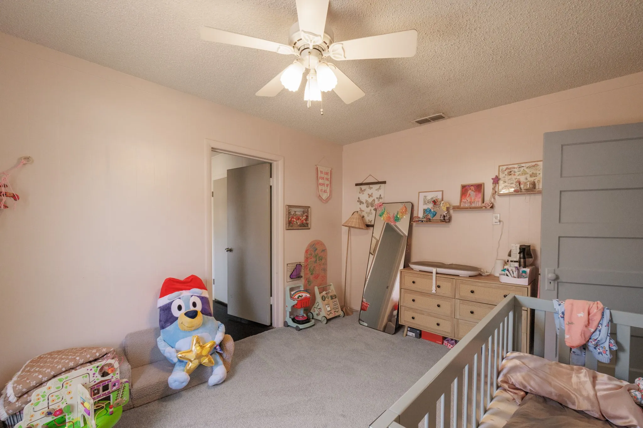Single Family Residence For Sale in Taylor County , 3249 S 4th Street, Abilene, Texas 79605, 3 Bedroom, 2 Bathroom, 2 Garage spaces, 1,470 Sqft, built in 1946, mls#21352797, Real Estate Agent in Abilene, Homes For Sale in Taylor county, Homes For Sale in Abilene, Realtor in Abilene Texas, Real Estate Brokerage Independent Realty Texas, Luminita Cordes Realtor