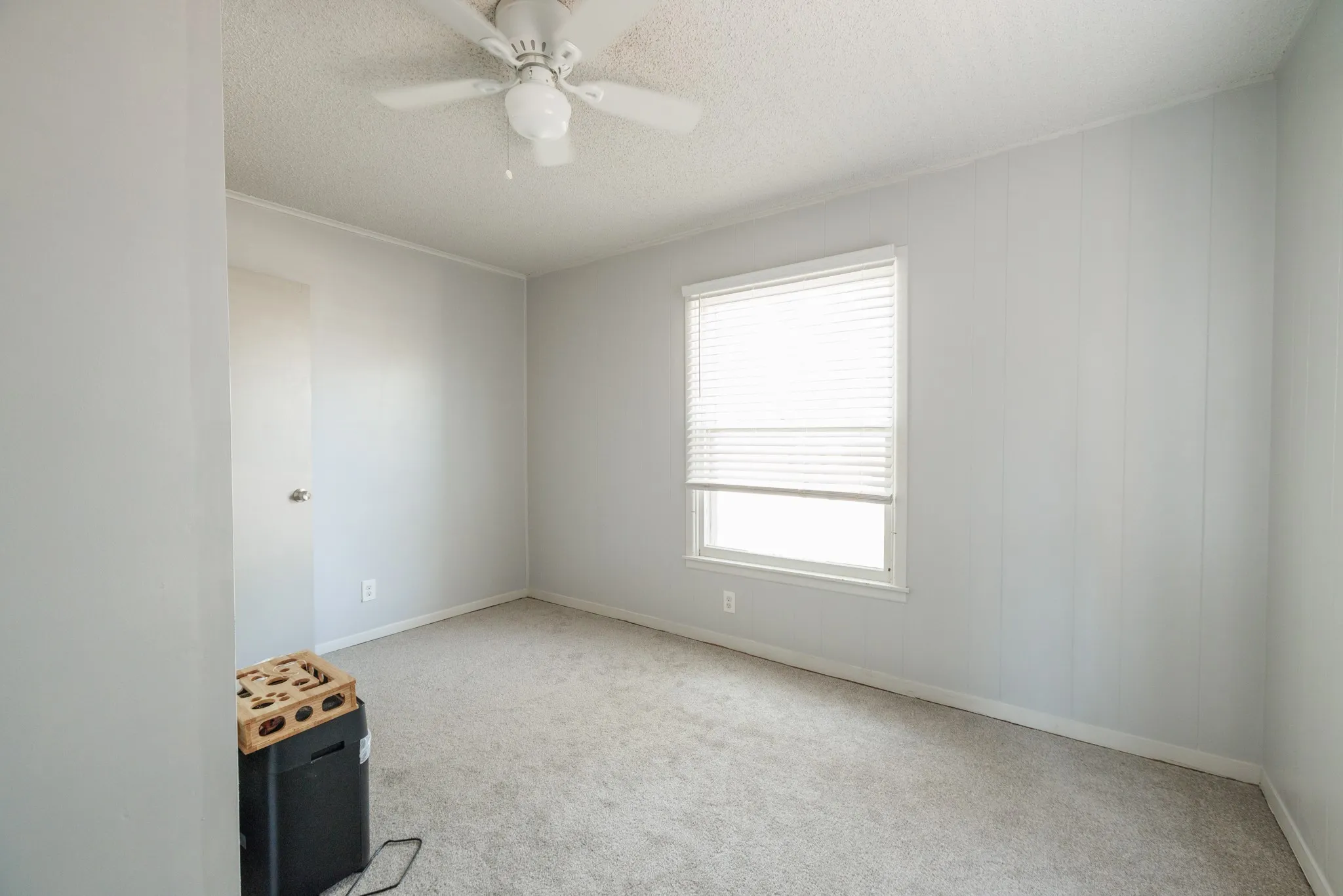 Single Family Residence For Sale in Taylor County , 3249 S 4th Street, Abilene, Texas 79605, 3 Bedroom, 2 Bathroom, 2 Garage spaces, 1,470 Sqft, built in 1946, mls#21352797, Real Estate Agent in Abilene, Homes For Sale in Taylor county, Homes For Sale in Abilene, Realtor in Abilene Texas, Real Estate Brokerage Independent Realty Texas, Luminita Cordes Realtor