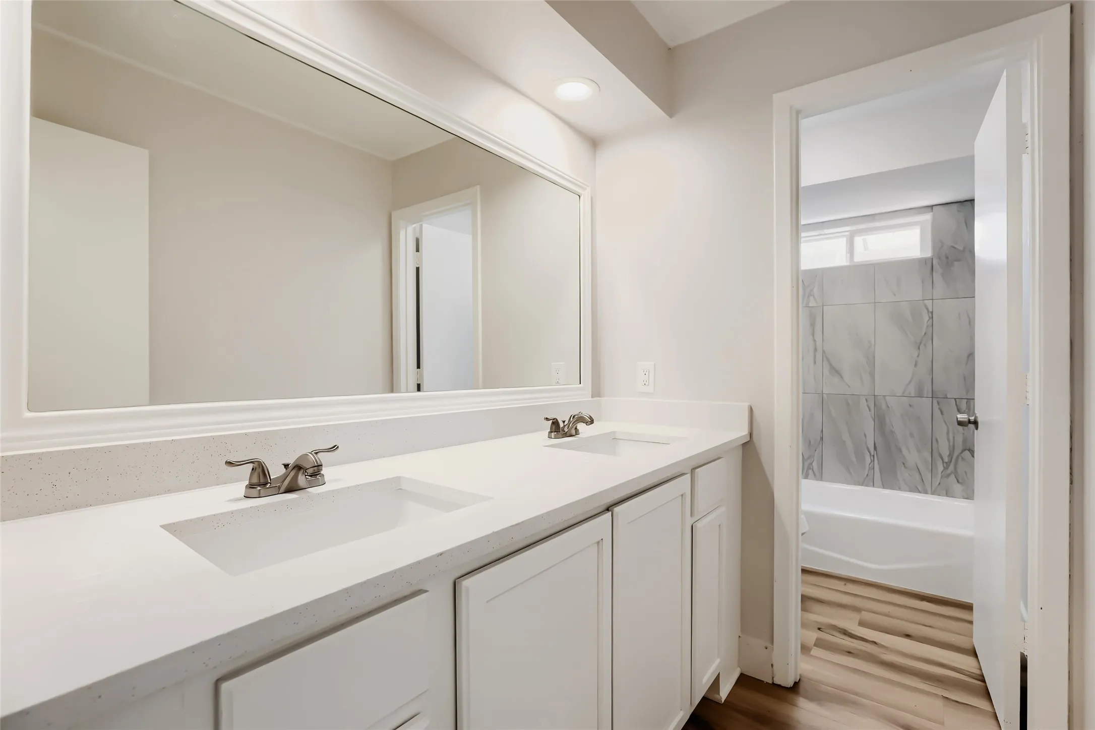 Single Family Residence For Sale in Collin County , 3421 Cross Bend Road, Plano, Texas 75023, 4 Bedroom, 3 Bathroom, 2 Garage spaces, 2,806 Sqft, built in 1978, mls#21348719, Real Estate Agent in Plano, Homes For Sale in Collin county, Homes For Sale in Plano, Realtor in Plano Texas, Real Estate Brokerage Independent Realty Texas, Luminita Cordes Realtor