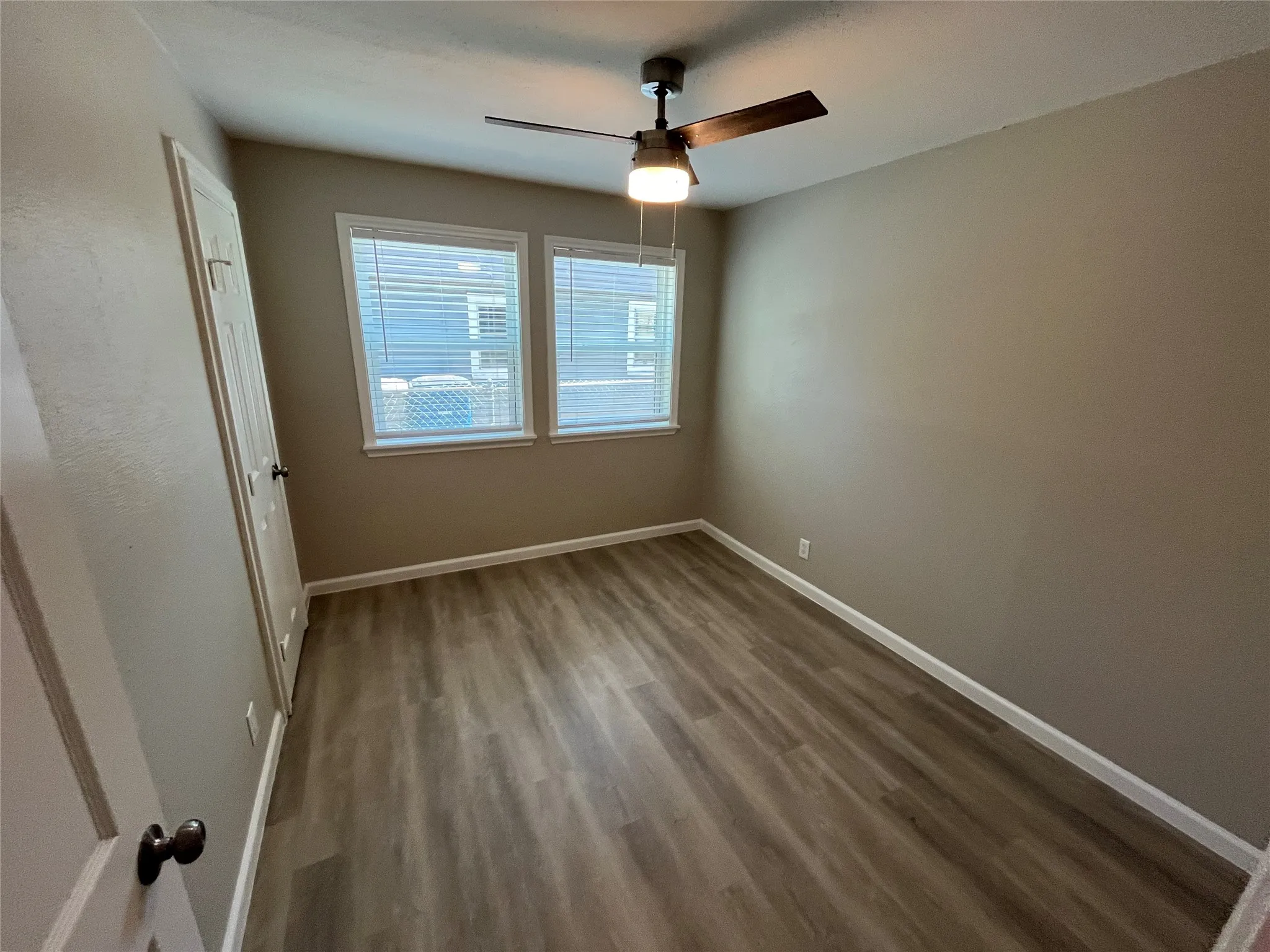 Single Family Residence For Rent in Dallas County , 2911 Millmar Drive, Dallas, Texas 75228, 4 Bedroom, 2 Bathroom, Garage spaces, 1,128 Sqft, built in 1954, mls#21357716, Real Estate Agent in Dallas, Homes For Rent in Dallas county, Homes For Rent in Dallas, Realtor in Dallas Texas, Real Estate Brokerage Independent Realty Texas, Luminita Cordes Realtor
