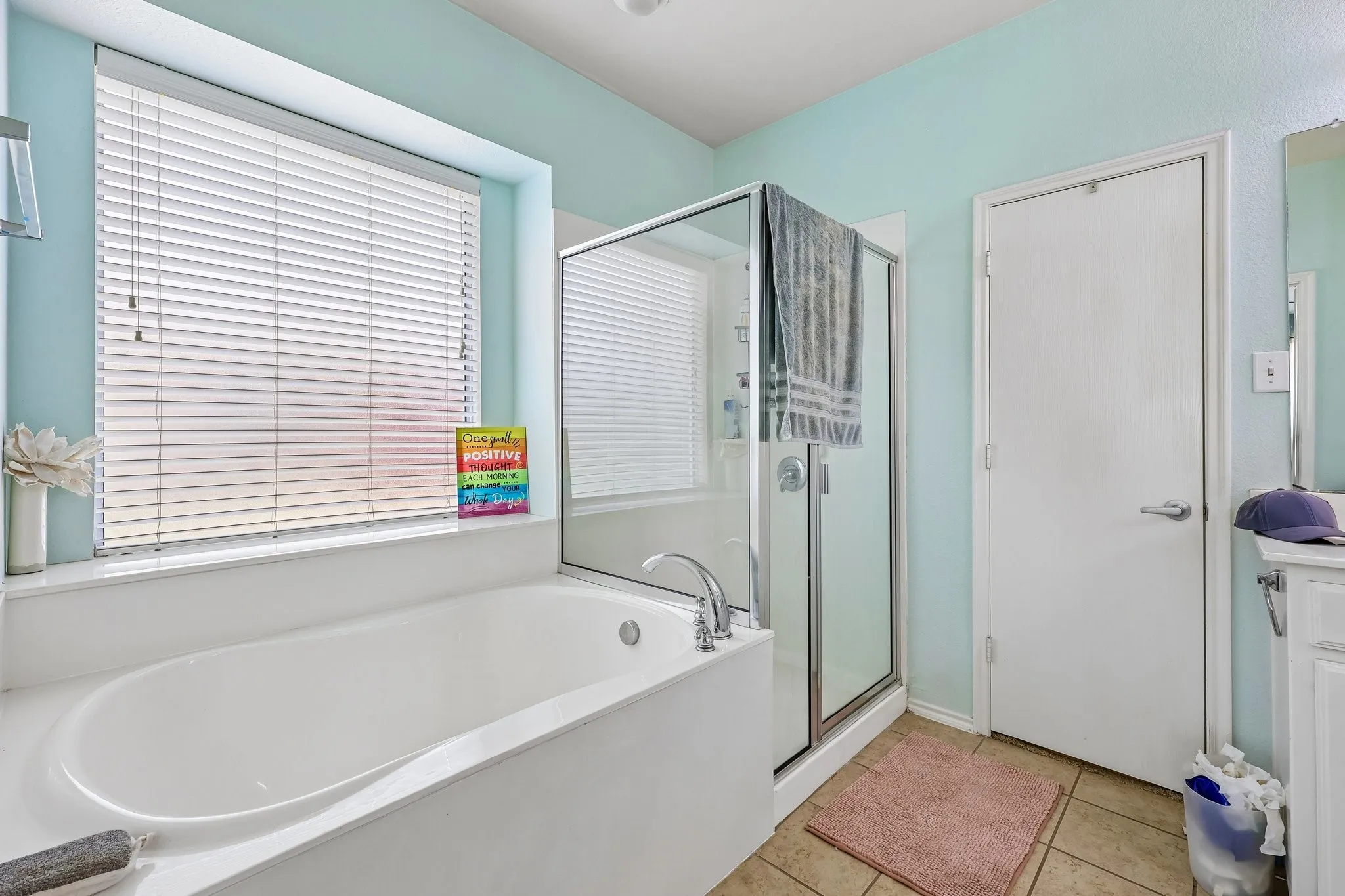 Single Family Residence For Sale in Johnson County , 1129 Mourning Dove Drive, Burleson, Texas 76028, 4 Bedroom, 3 Bathroom, 2 Garage spaces, 2,532 Sqft, built in 2006, mls#21355964, Real Estate Agent in Burleson, Homes For Sale in Johnson county, Homes For Sale in Burleson, Realtor in Burleson Texas, Real Estate Brokerage Independent Realty Texas, Luminita Cordes Realtor