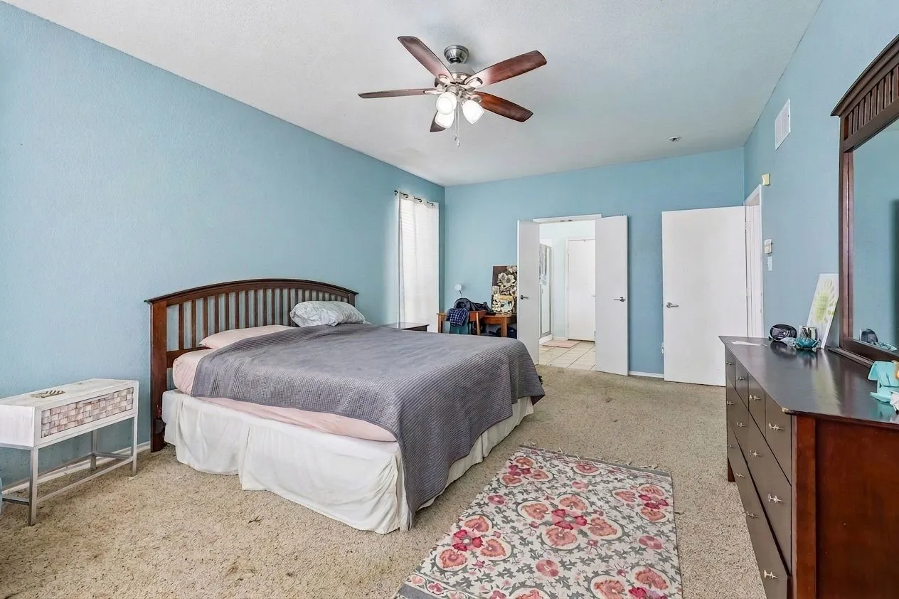 Single Family Residence For Sale in Johnson County , 1129 Mourning Dove Drive, Burleson, Texas 76028, 4 Bedroom, 3 Bathroom, 2 Garage spaces, 2,532 Sqft, built in 2006, mls#21355964, Real Estate Agent in Burleson, Homes For Sale in Johnson county, Homes For Sale in Burleson, Realtor in Burleson Texas, Real Estate Brokerage Independent Realty Texas, Luminita Cordes Realtor
