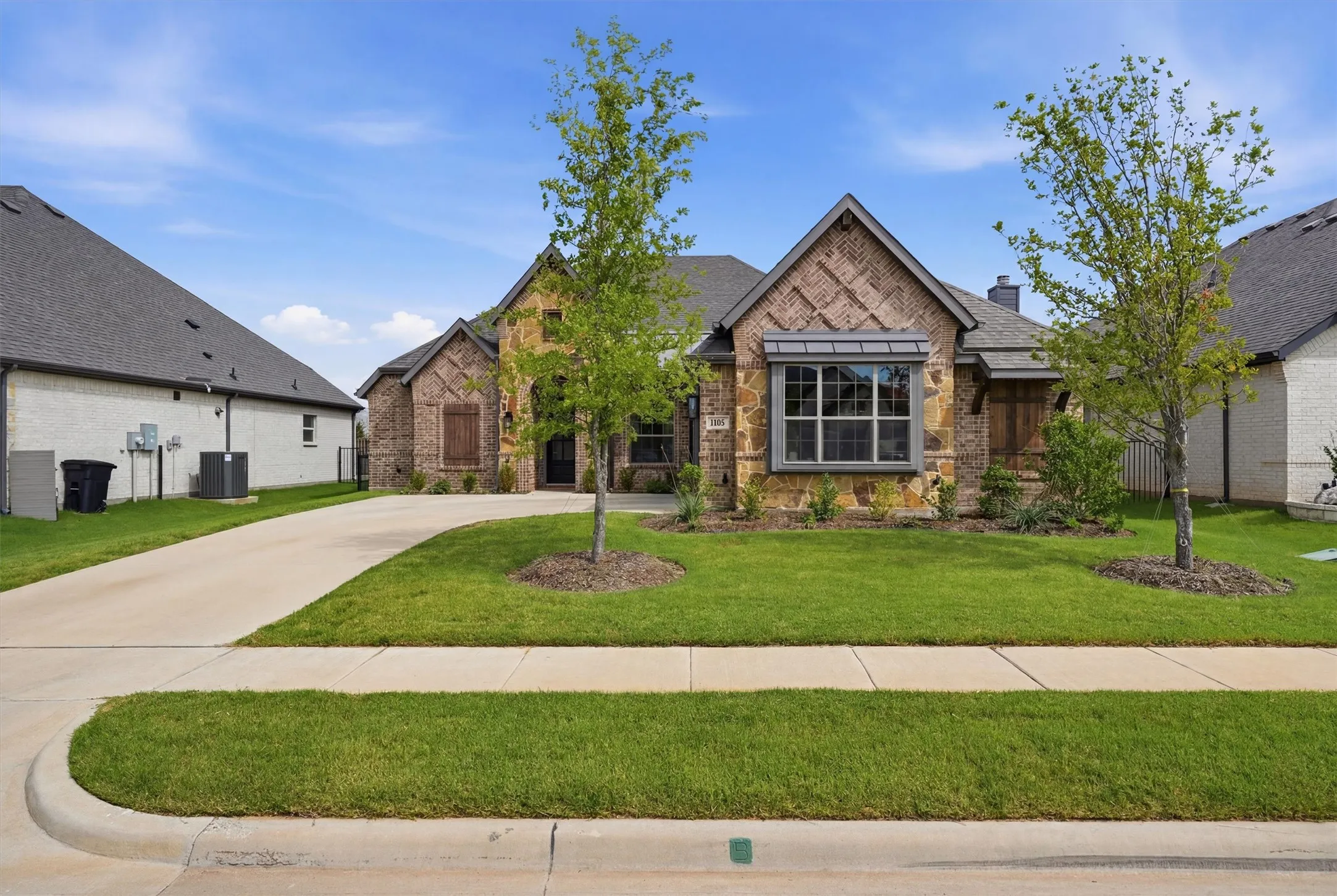 Single Family Residence For Rent in Hood County , 313 Bowrider Lane, Granbury, Texas 76049, 3 Bedroom, 2 Bathroom, 2 Garage spaces, 2,404 Sqft, built in 2024, mls#21360295, Real Estate Agent in Granbury, Homes For Rent in Hood county, Homes For Rent in Granbury, Realtor in Granbury Texas, Real Estate Brokerage Independent Realty Texas, Luminita Cordes Realtor