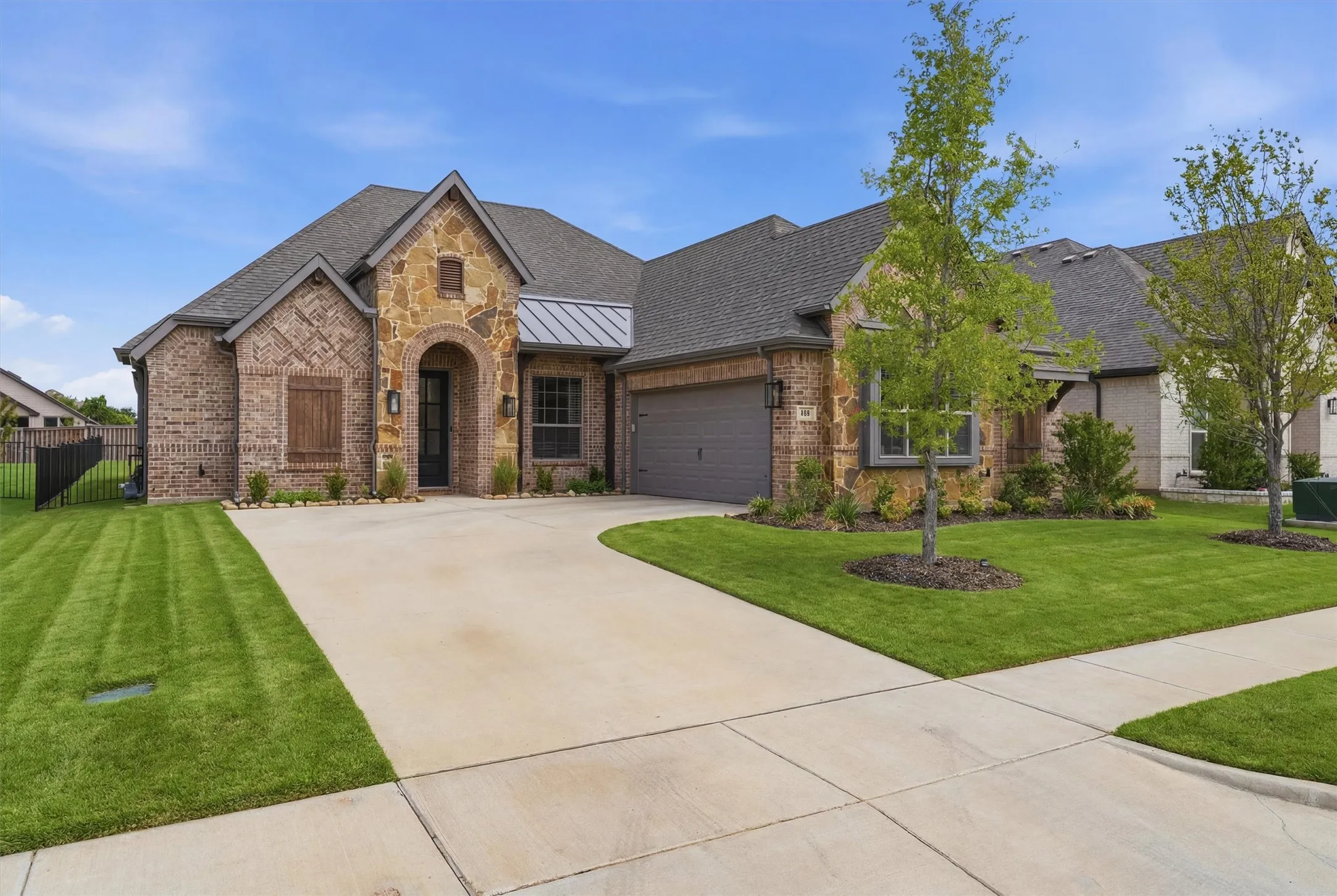 Single Family Residence For Rent in Hood County , 313 Bowrider Lane, Granbury, Texas 76049, 3 Bedroom, 2 Bathroom, 2 Garage spaces, 2,404 Sqft, built in 2024, mls#21360295, Real Estate Agent in Granbury, Homes For Rent in Hood county, Homes For Rent in Granbury, Realtor in Granbury Texas, Real Estate Brokerage Independent Realty Texas, Luminita Cordes Realtor