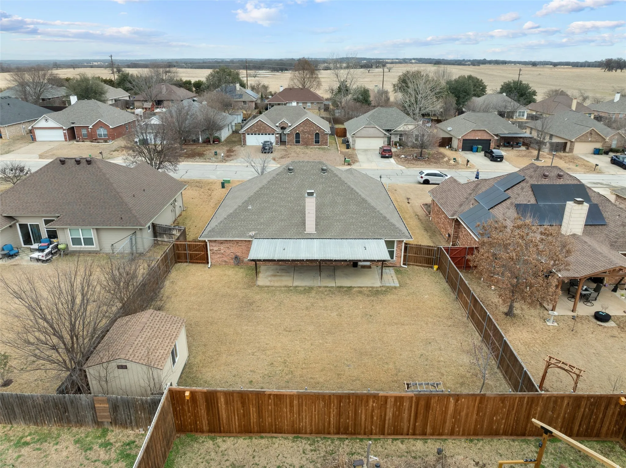 Single Family Residence For Sale in Denton County , 217 Quail Run, Aubrey, Texas 76227, 3 Bedroom, 2 Bathroom, 2 Garage spaces, 1,552 Sqft, built in 2004, mls#21360300, Real Estate Agent in Aubrey, Homes For Sale in Denton county, Homes For Sale in Aubrey, Realtor in Aubrey Texas, Real Estate Brokerage Independent Realty Texas, Luminita Cordes Realtor