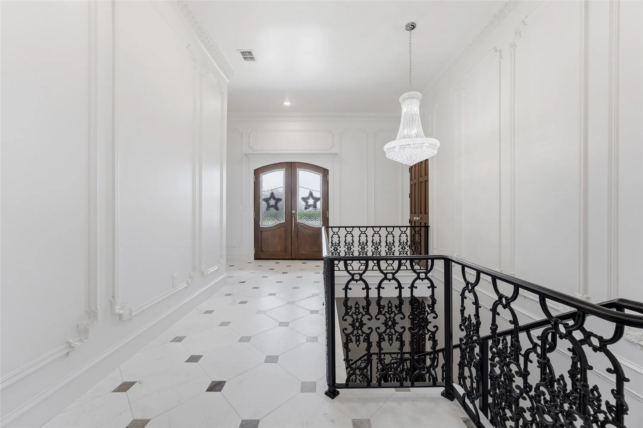 Single Family Residence For Sale in Parker County , 501 Upper Denton Road, Weatherford, Texas 76085, 4 Bedroom, 5 Bathroom, 3 Garage spaces, 5,671 Sqft, built in 2021, mls#21360292, Real Estate Agent in Weatherford, Homes For Sale in Parker county, Homes For Sale in Weatherford, Realtor in Weatherford Texas, Real Estate Brokerage Independent Realty Texas, Luminita Cordes Realtor