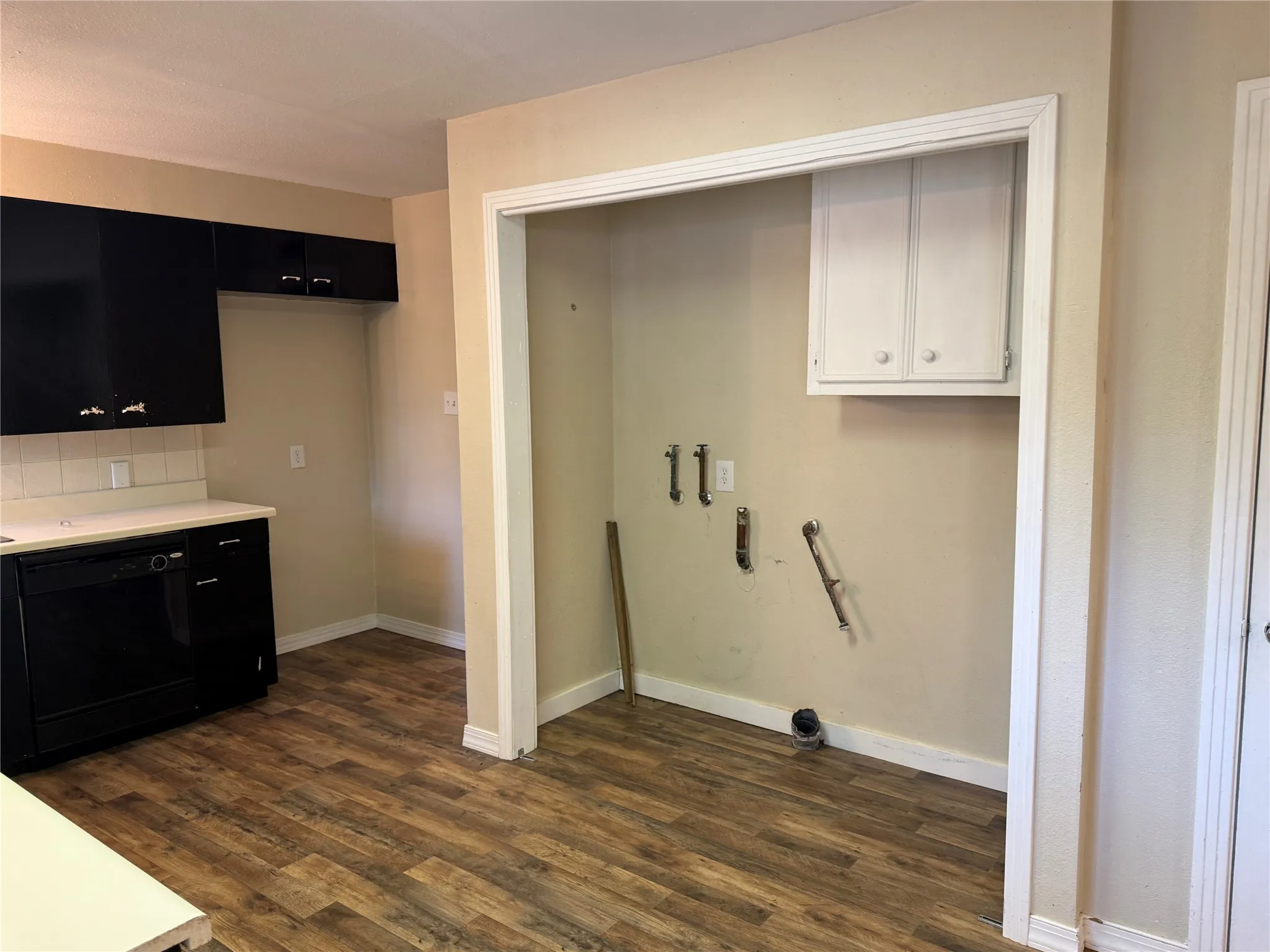 Single Family Residence For Rent in Taylor County , 4042 Benbrook Street, Abilene, Texas 79605, 3 Bedroom, 2 Bathroom, 2 Garage spaces, 1,840 Sqft, built in 1950, mls#21360194, Real Estate Agent in Abilene, Homes For Rent in Taylor county, Homes For Rent in Abilene, Realtor in Abilene Texas, Real Estate Brokerage Independent Realty Texas, Luminita Cordes Realtor