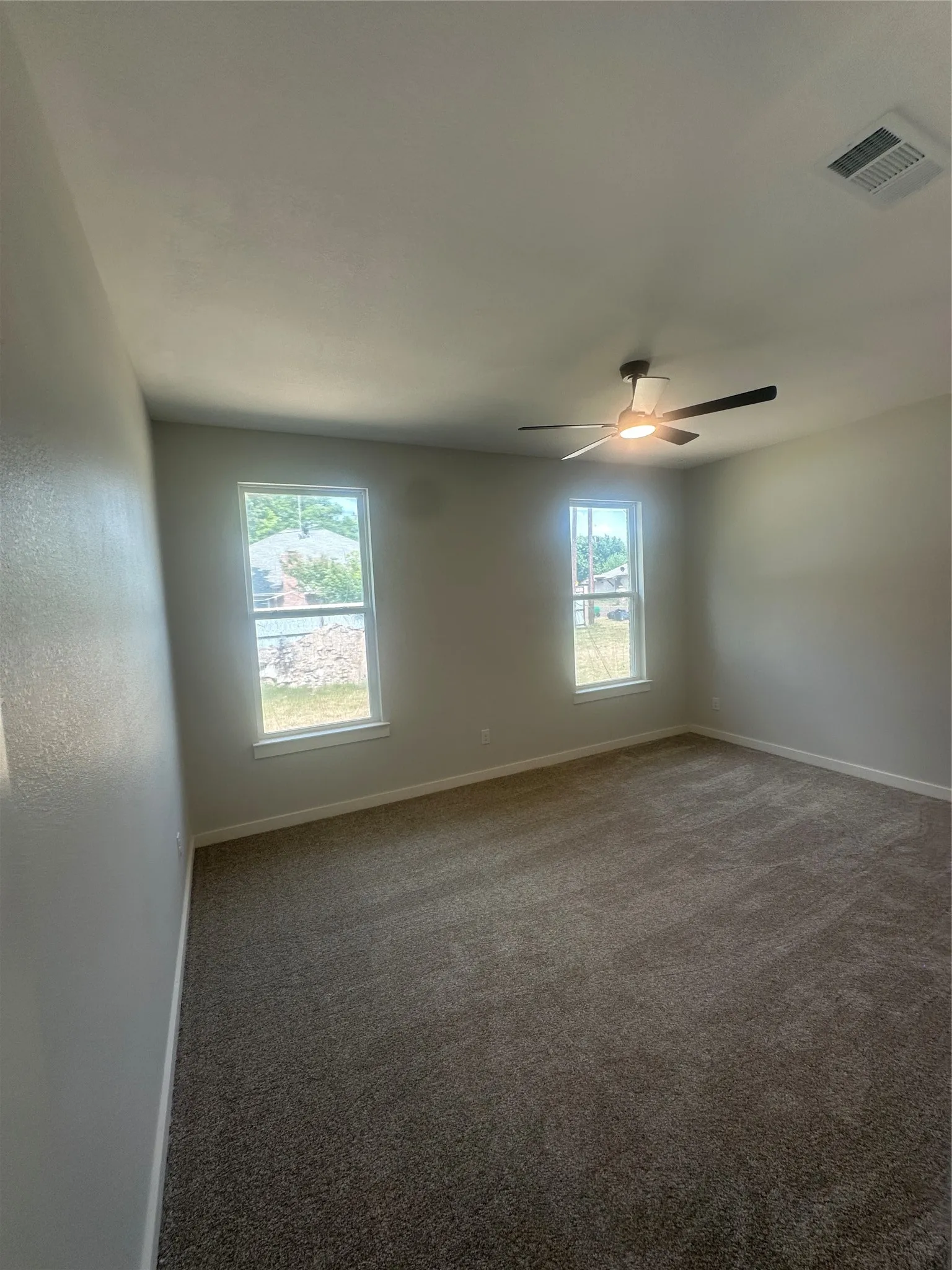 large secondary bedrooms