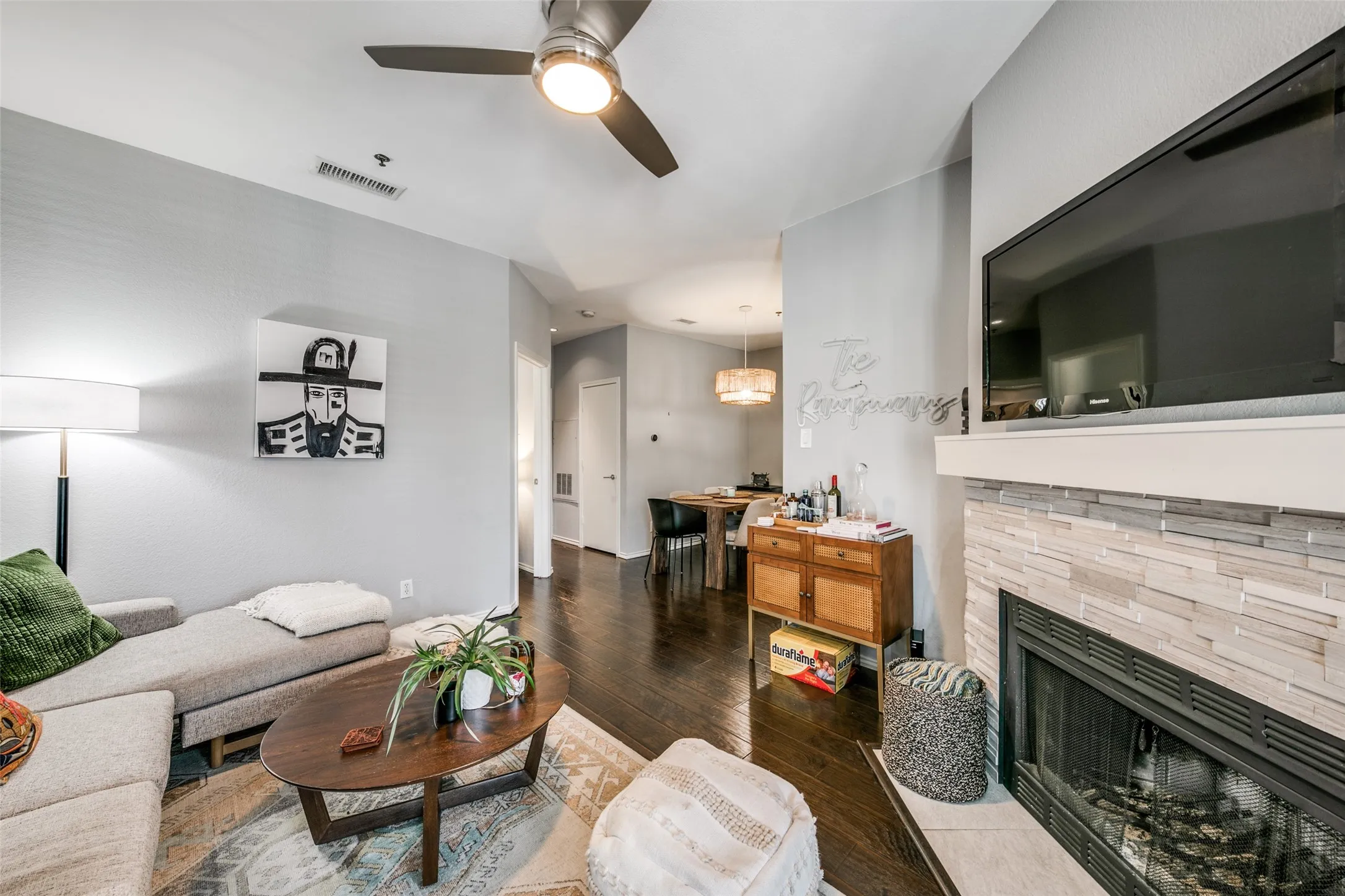 Condominium For Sale in Dallas County , 4800 W Lovers Lane 509, Dallas, Texas 75209, 2 Bedroom, 2 Bathroom, Garage spaces, 840 Sqft, built in 1984, mls#21357359, Real Estate Agent in Dallas, Homes For Sale in Dallas county, Homes For Sale in Dallas, Realtor in Dallas Texas, Real Estate Brokerage Independent Realty Texas, Luminita Cordes Realtor