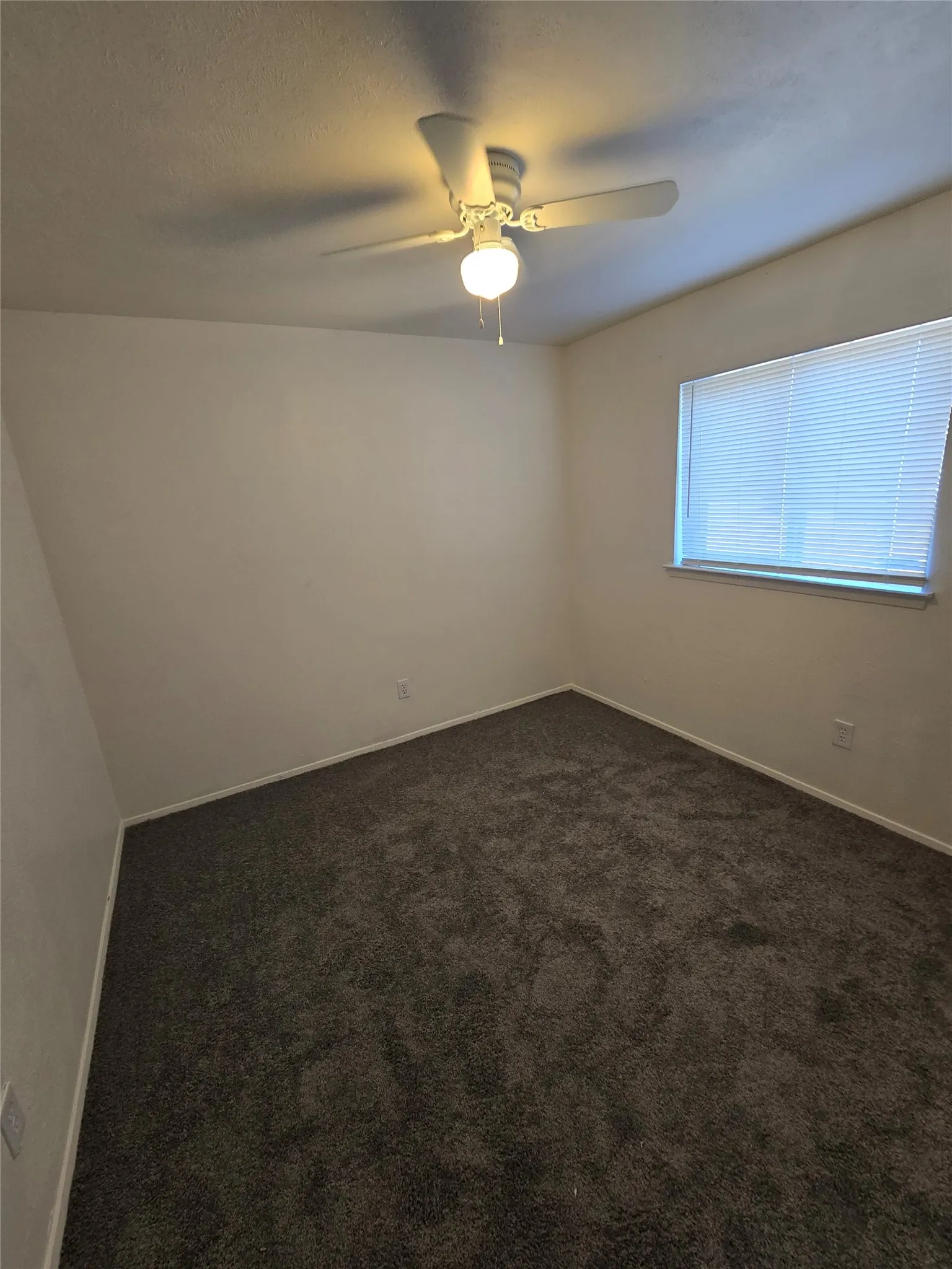 Duplex For Rent in Dallas County , 1451 Brook Meadow Circle, Lancaster, Texas 75134, 3 Bedroom, 2 Bathroom, Garage spaces, 1,116 Sqft, built in 1983, mls#21360326, Real Estate Agent in Lancaster, Homes For Rent in Dallas county, Homes For Rent in Lancaster, Realtor in Lancaster Texas, Real Estate Brokerage Independent Realty Texas, Luminita Cordes Realtor