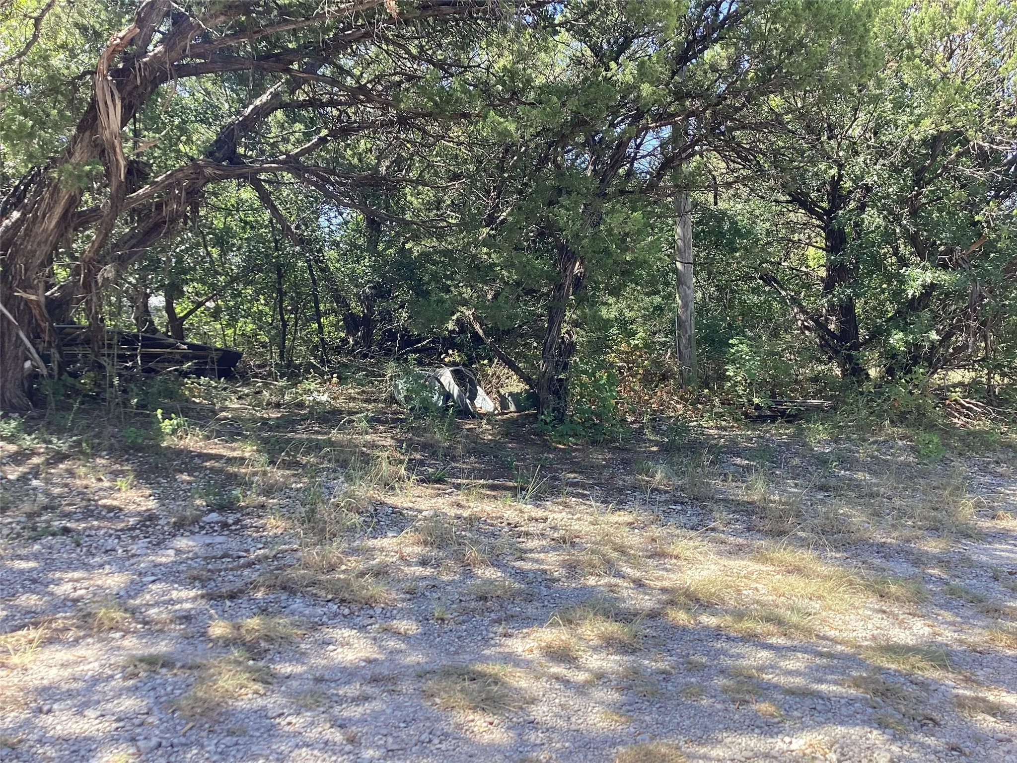 Single Family Residence For Sale in Johnson County , 1225 Cedar Break Court, Cleburne, Texas 76033, 4 Bedroom, 2 Bathroom, Garage spaces, 1,800 Sqft, built in 1996, mls#21360328, Real Estate Agent in Cleburne, Homes For Sale in Johnson county, Homes For Sale in Cleburne, Realtor in Cleburne Texas, Real Estate Brokerage Independent Realty Texas, Luminita Cordes Realtor