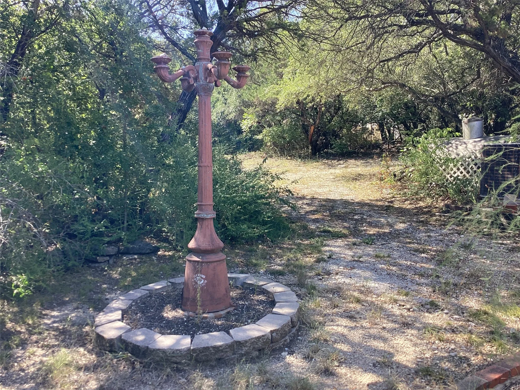Single Family Residence For Sale in Johnson County , 1225 Cedar Break Court, Cleburne, Texas 76033, 4 Bedroom, 2 Bathroom, Garage spaces, 1,800 Sqft, built in 1996, mls#21360328, Real Estate Agent in Cleburne, Homes For Sale in Johnson county, Homes For Sale in Cleburne, Realtor in Cleburne Texas, Real Estate Brokerage Independent Realty Texas, Luminita Cordes Realtor