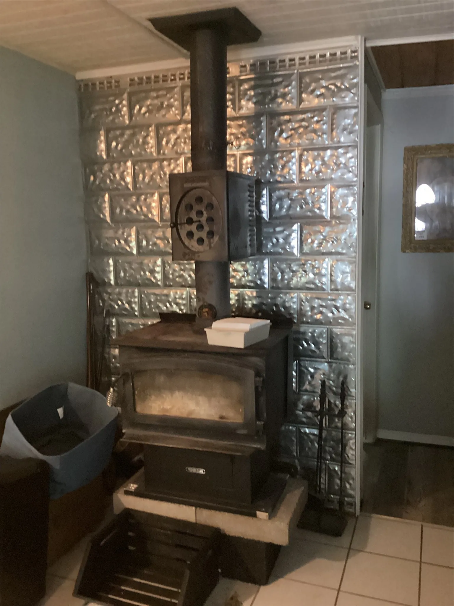 Single Family Residence For Sale in Johnson County , 1225 Cedar Break Court, Cleburne, Texas 76033, 4 Bedroom, 2 Bathroom, Garage spaces, 1,800 Sqft, built in 1996, mls#21360328, Real Estate Agent in Cleburne, Homes For Sale in Johnson county, Homes For Sale in Cleburne, Realtor in Cleburne Texas, Real Estate Brokerage Independent Realty Texas, Luminita Cordes Realtor