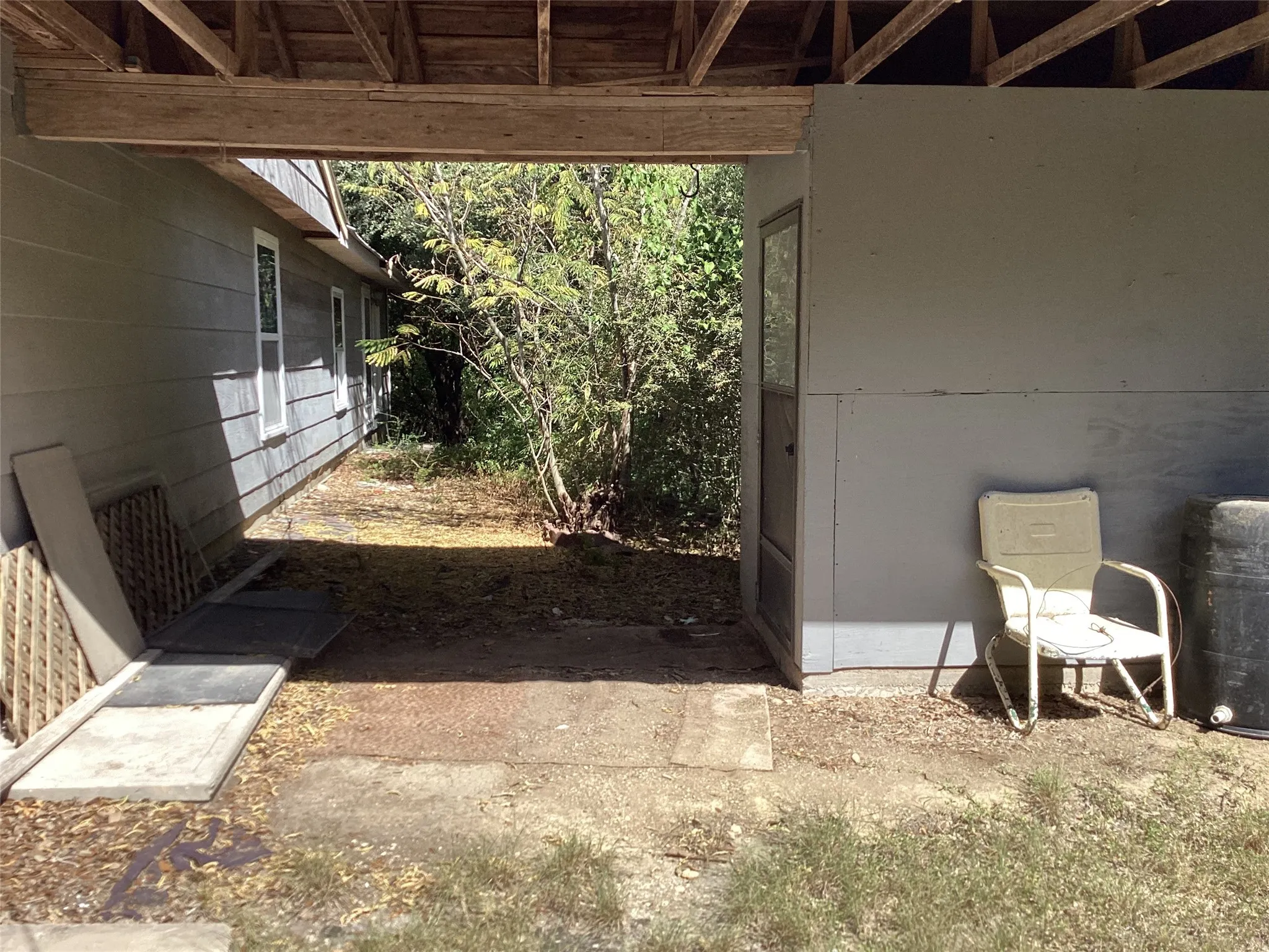Single Family Residence For Sale in Johnson County , 1225 Cedar Break Court, Cleburne, Texas 76033, 4 Bedroom, 2 Bathroom, Garage spaces, 1,800 Sqft, built in 1996, mls#21360328, Real Estate Agent in Cleburne, Homes For Sale in Johnson county, Homes For Sale in Cleburne, Realtor in Cleburne Texas, Real Estate Brokerage Independent Realty Texas, Luminita Cordes Realtor