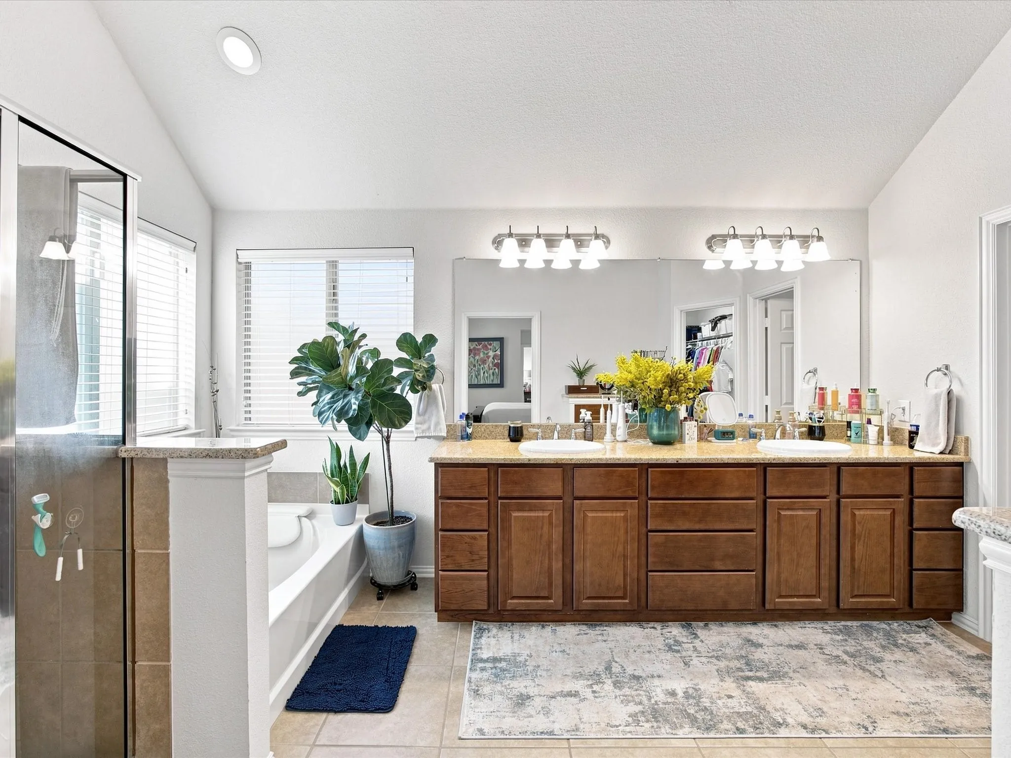 Single Family Residence For Sale in Denton County , 2591 Mirage Drive, Little Elm, Texas 75068, 3 Bedroom, 2 Bathroom, 2 Garage spaces, 2,313 Sqft, built in 2011, mls#21359462, Real Estate Agent in Little Elm, Homes For Sale in Denton county, Homes For Sale in Little Elm, Realtor in Little Elm Texas, Real Estate Brokerage Independent Realty Texas, Luminita Cordes Realtor