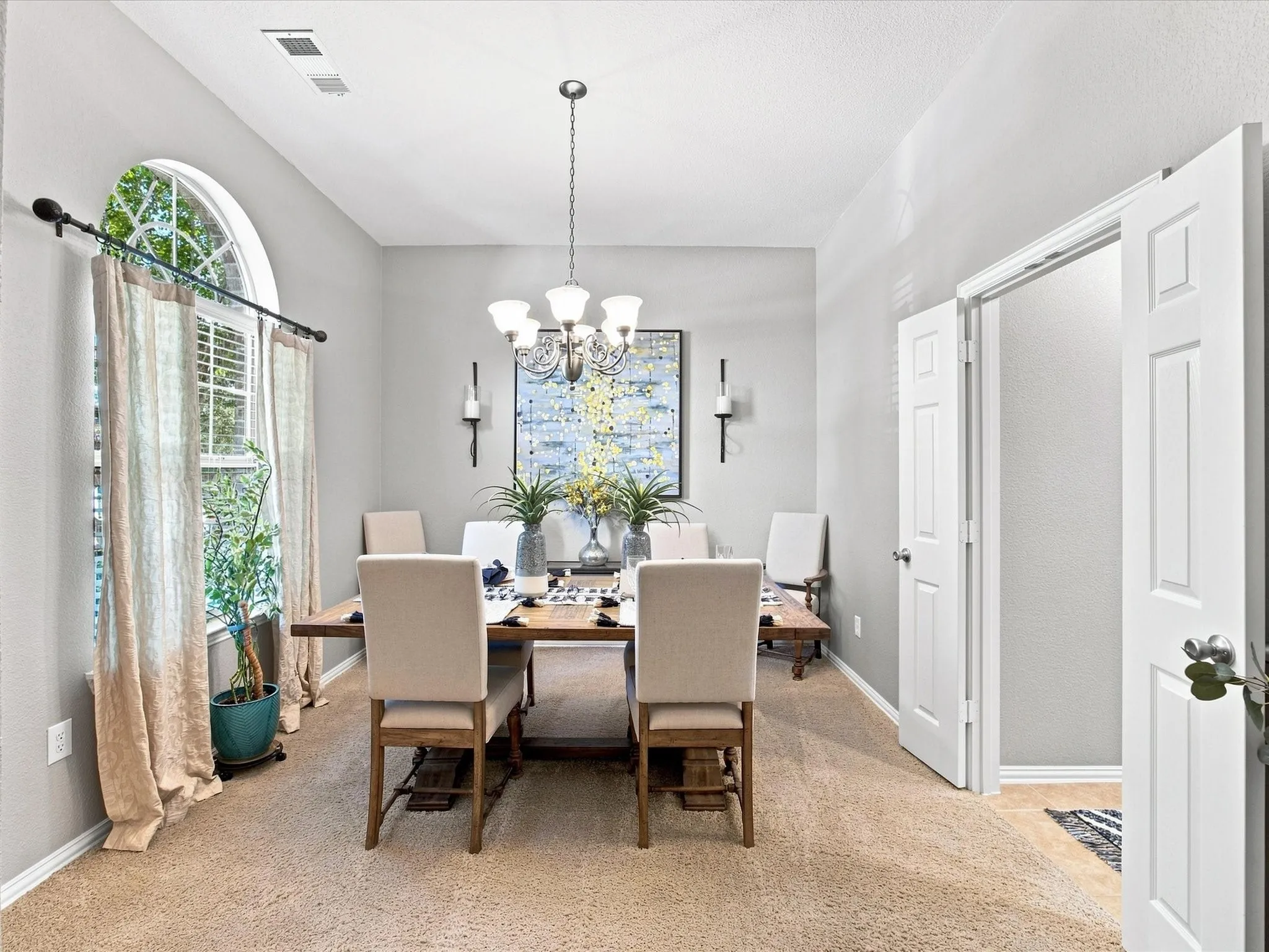 Single Family Residence For Sale in Denton County , 2591 Mirage Drive, Little Elm, Texas 75068, 3 Bedroom, 2 Bathroom, 2 Garage spaces, 2,313 Sqft, built in 2011, mls#21359462, Real Estate Agent in Little Elm, Homes For Sale in Denton county, Homes For Sale in Little Elm, Realtor in Little Elm Texas, Real Estate Brokerage Independent Realty Texas, Luminita Cordes Realtor