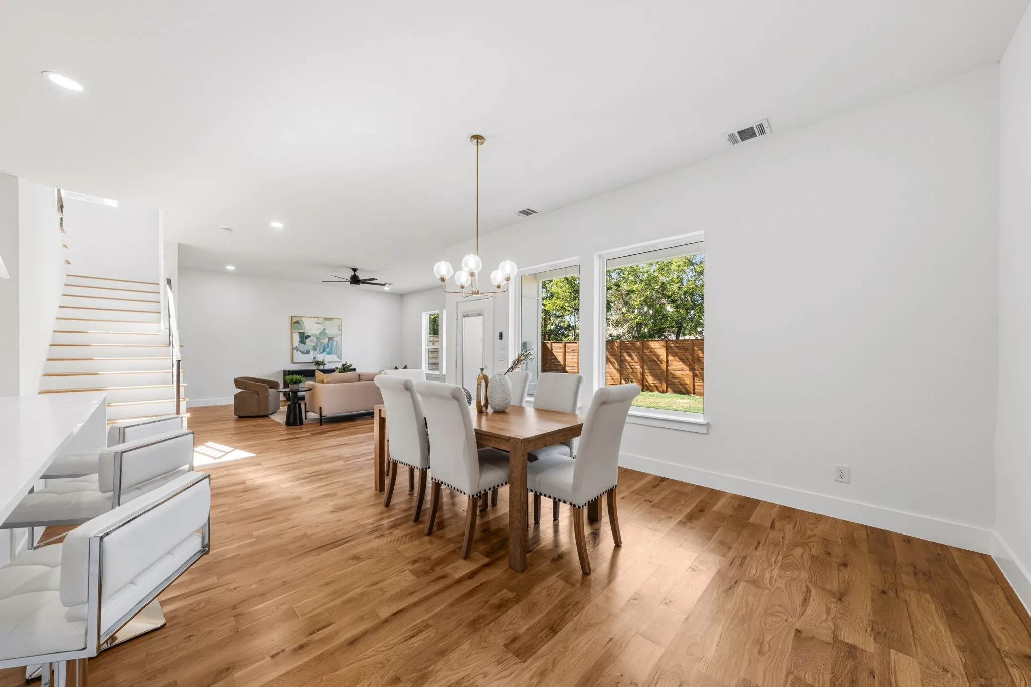 Single Family Residence For Sale in Dallas County , 1919 Nomas Street, Dallas, Texas 75212, 4 Bedroom, 4 Bathroom, 2 Garage spaces, 3,170 Sqft, built in 2026, mls#21360145, Real Estate Agent in Dallas, Homes For Sale in Dallas county, Homes For Sale in Dallas, Realtor in Dallas Texas, Real Estate Brokerage Independent Realty Texas, Luminita Cordes Realtor