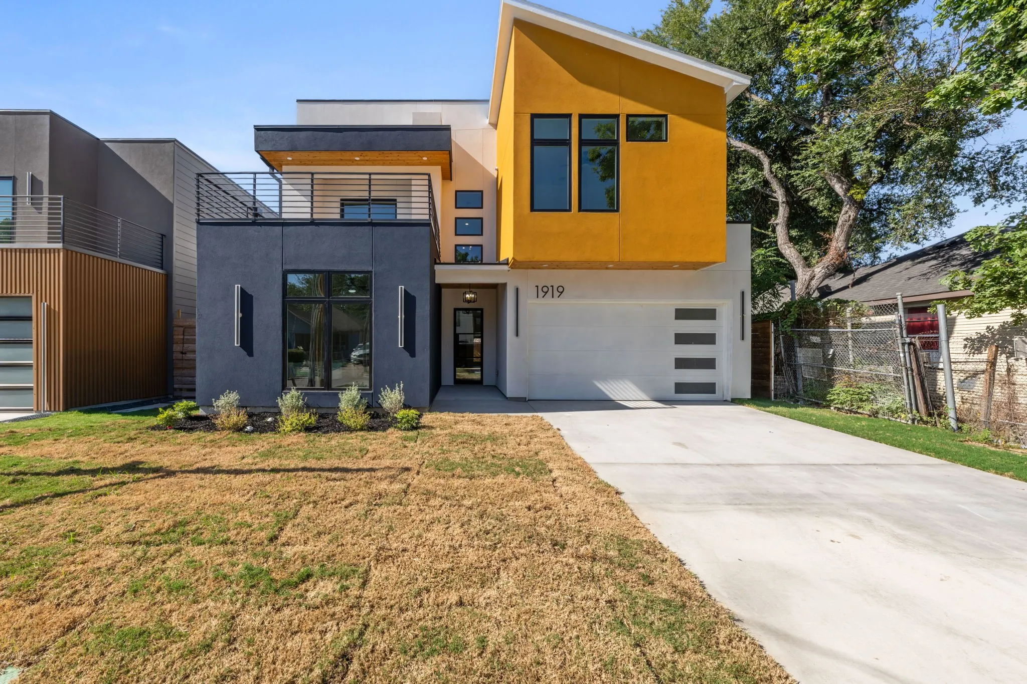 Single Family Residence For Sale in Dallas County , 1919 Nomas Street, Dallas, Texas 75212, 4 Bedroom, 4 Bathroom, 2 Garage spaces, 3,170 Sqft, built in 2026, mls#21360145, Real Estate Agent in Dallas, Homes For Sale in Dallas county, Homes For Sale in Dallas, Realtor in Dallas Texas, Real Estate Brokerage Independent Realty Texas, Luminita Cordes Realtor