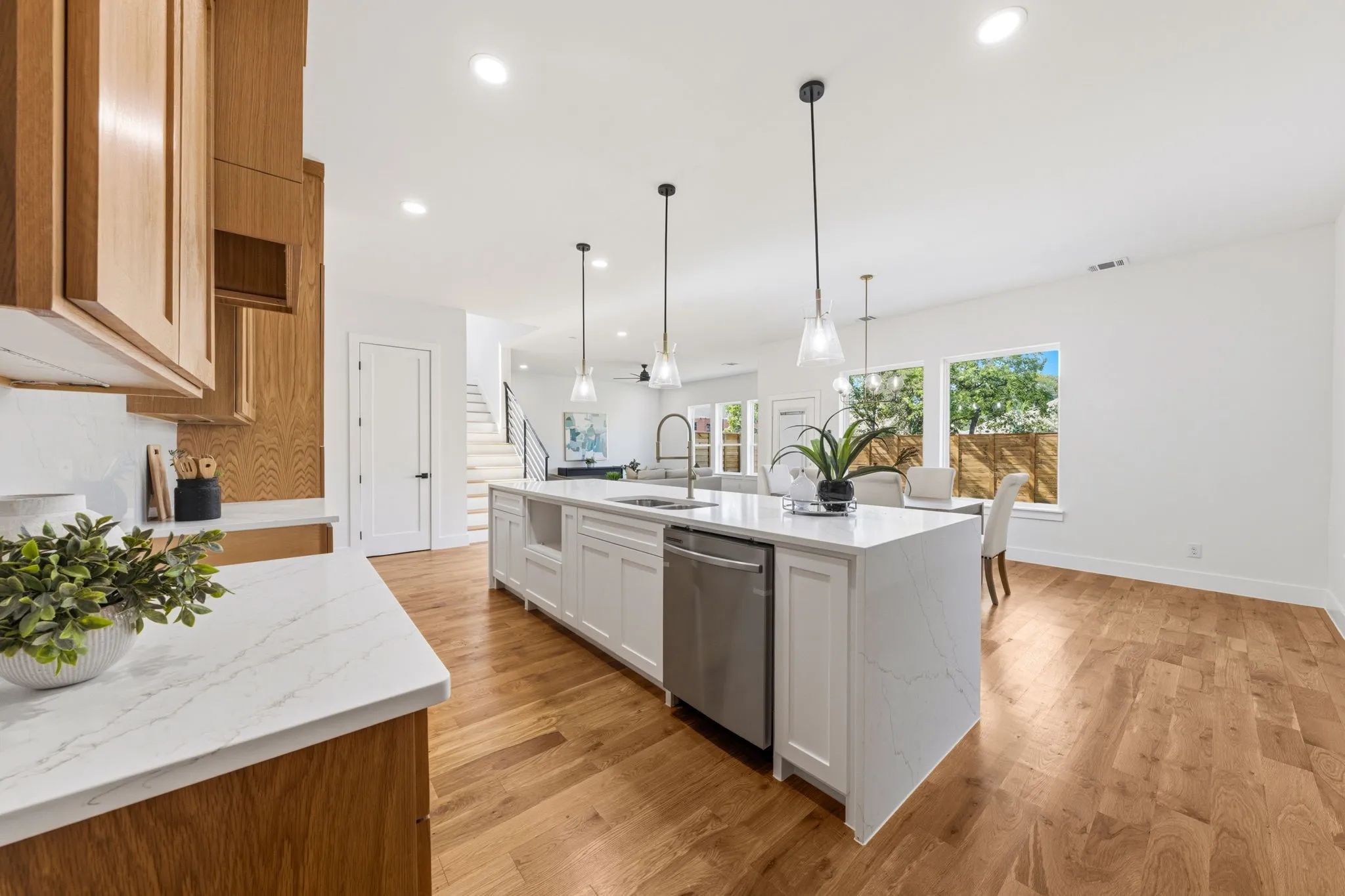 Single Family Residence For Sale in Dallas County , 1919 Nomas Street, Dallas, Texas 75212, 4 Bedroom, 4 Bathroom, 2 Garage spaces, 3,170 Sqft, built in 2026, mls#21360145, Real Estate Agent in Dallas, Homes For Sale in Dallas county, Homes For Sale in Dallas, Realtor in Dallas Texas, Real Estate Brokerage Independent Realty Texas, Luminita Cordes Realtor