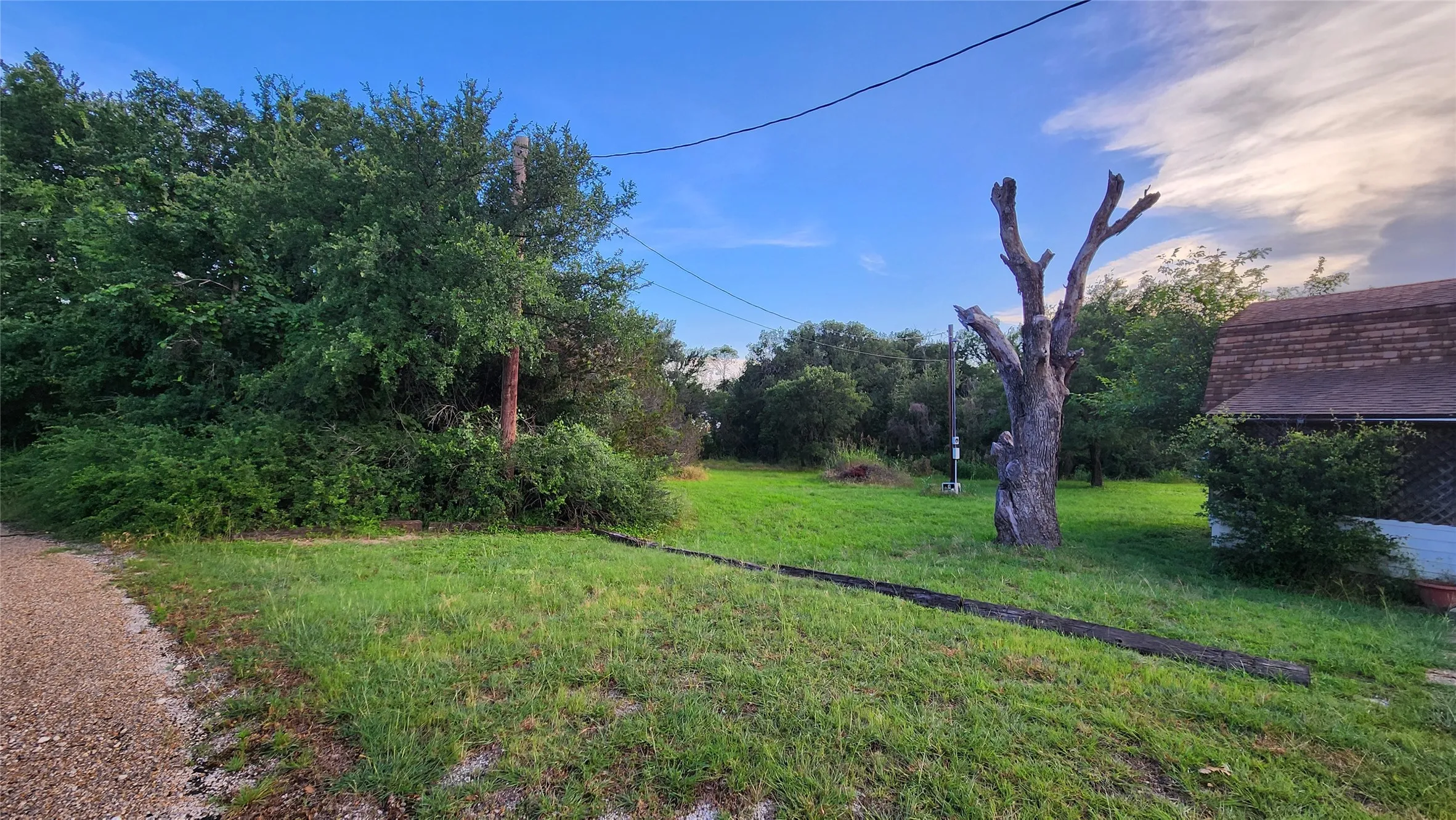 Unimproved Land For Sale in Hood County , 3012 Moon Court, Granbury, Texas 76049, 0, 0, Garage spaces, 0 Sqft, built in 0, Price $30,000, mls#21360332, Real Estate Agent in Granbury, Homes For Sale in Hood county, Homes For Sale in Granbury, Realtor in Granbury Texas, Real Estate Brokerage Independent Realty Texas, Luminita Cordes Realtor