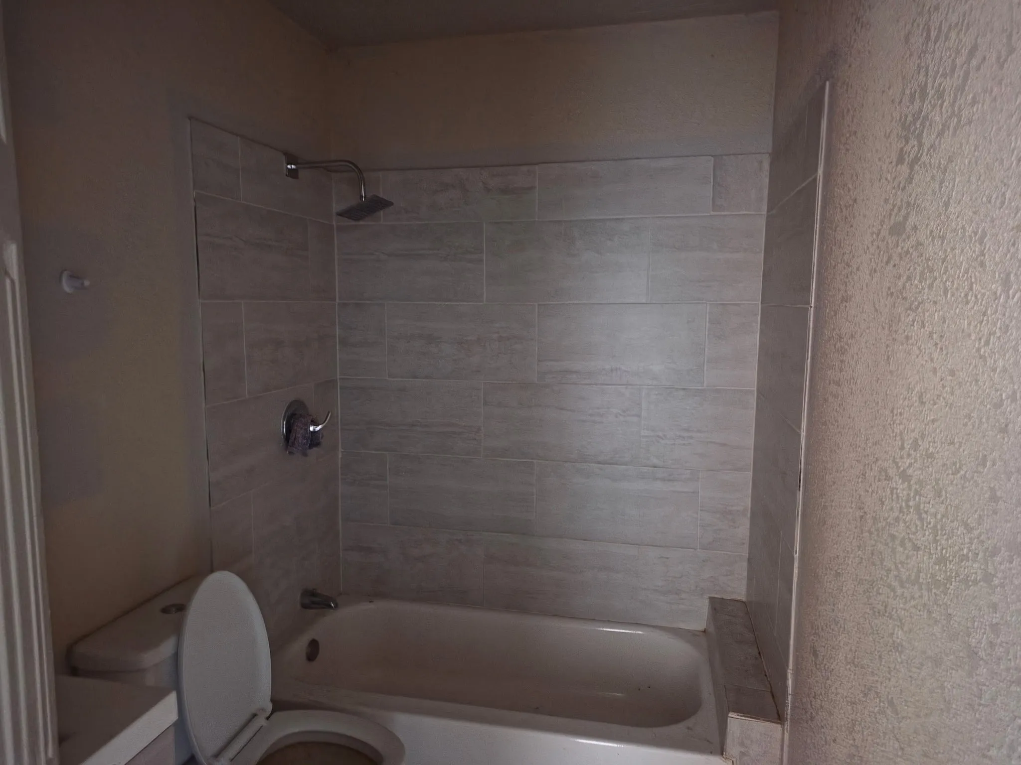 Single Family Residence For Sale in Tarrant County , 4205 Austin Place, Lakeside, Texas 76135, 6 Bedroom, 5 Bathroom, 2 Garage spaces, 3,100 Sqft, built in 1988, mls#21359668, Real Estate Agent in Lakeside, Homes For Sale in Tarrant county, Homes For Sale in Lakeside, Realtor in Lakeside Texas, Real Estate Brokerage Independent Realty Texas, Luminita Cordes Realtor