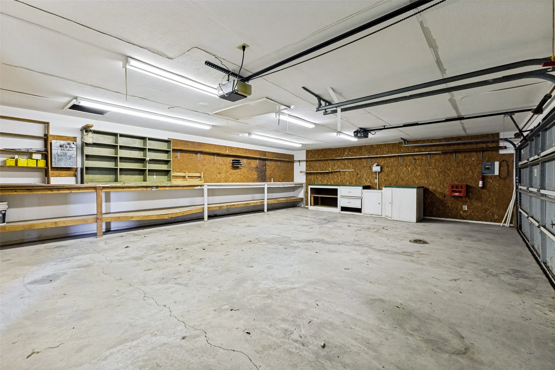
30x35 3 car garage with work bench (2nd home)