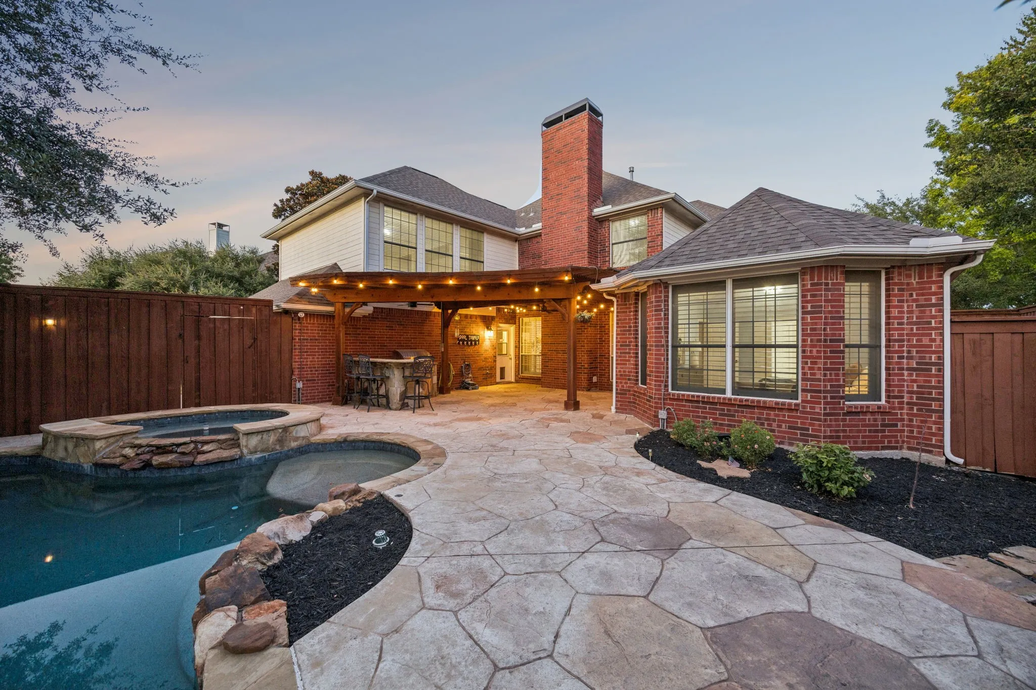 Single Family Residence For Sale in Collin County , 7913 Morningdew Drive, Plano, Texas 75025, 5 Bedroom, 4 Bathroom, 2 Garage spaces, 3,363 Sqft, built in 1997, mls#21356150, Real Estate Agent in Plano, Homes For Sale in Collin county, Homes For Sale in Plano, Realtor in Plano Texas, Real Estate Brokerage Independent Realty Texas, Luminita Cordes Realtor