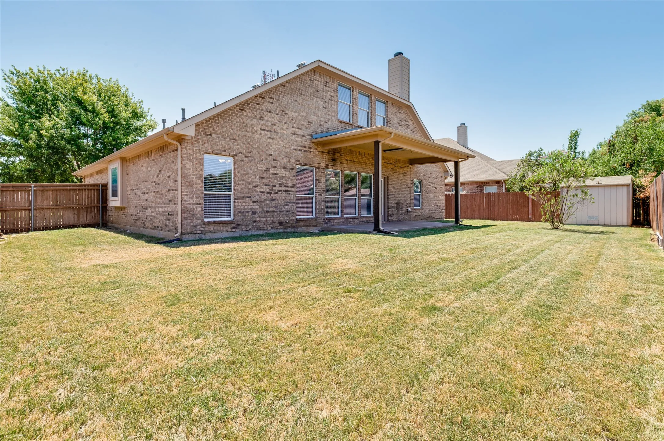 Single Family Residence For Sale in Tarrant County , 4503 Karen Drive, Mansfield, Texas 76063, 4 Bedroom, 3 Bathroom, 2 Garage spaces, 2,910 Sqft, built in 2007, mls#21359819, Real Estate Agent in Mansfield, Homes For Sale in Tarrant county, Homes For Sale in Mansfield, Realtor in Mansfield Texas, Real Estate Brokerage Independent Realty Texas, Luminita Cordes Realtor