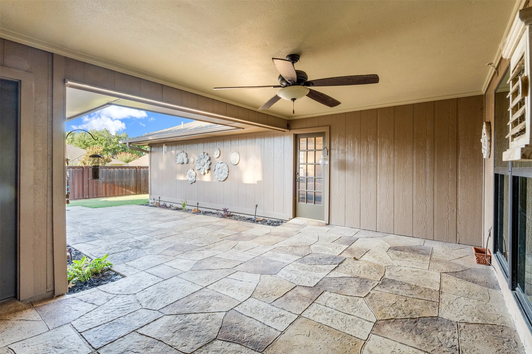 Single Family Residence For Sale in Collin County , 2313 Tamarisk Lane, Plano, Texas 75023, 4 Bedroom, 3 Bathroom, 2 Garage spaces, 2,460 Sqft, built in 1978, mls#21360268, Real Estate Agent in Plano, Homes For Sale in Collin county, Homes For Sale in Plano, Realtor in Plano Texas, Real Estate Brokerage Independent Realty Texas, Luminita Cordes Realtor