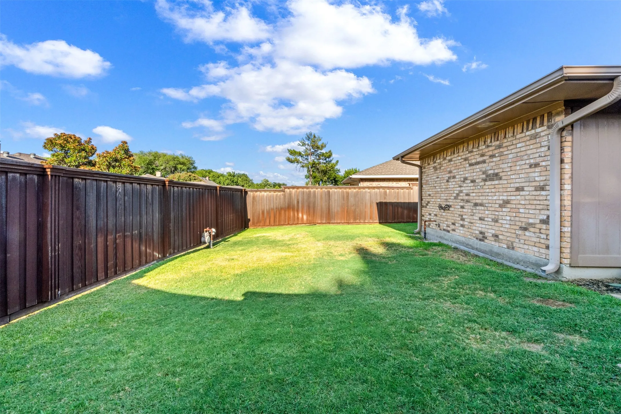 Single Family Residence For Sale in Collin County , 2313 Tamarisk Lane, Plano, Texas 75023, 4 Bedroom, 3 Bathroom, 2 Garage spaces, 2,460 Sqft, built in 1978, mls#21360268, Real Estate Agent in Plano, Homes For Sale in Collin county, Homes For Sale in Plano, Realtor in Plano Texas, Real Estate Brokerage Independent Realty Texas, Luminita Cordes Realtor