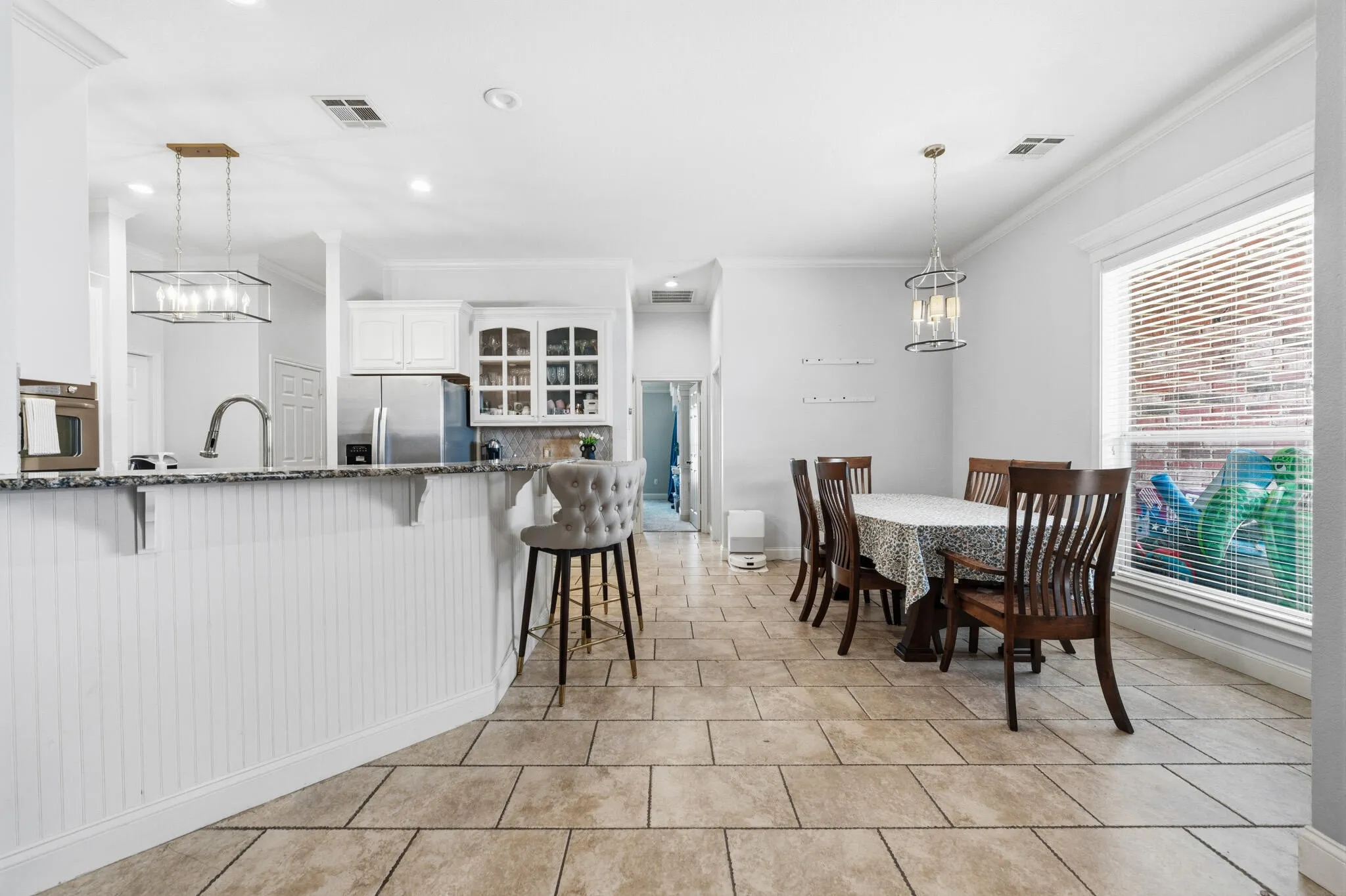 Single Family Residence For Sale in Mc Lennan County , 100 Painted Horse Trail, Waco, Texas 76712, 4 Bedroom, 3 Bathroom, 2 Garage spaces, 2,977 Sqft, built in 2006, mls#21360353, Real Estate Agent in Waco, Homes For Sale in Mc Lennan county, Homes For Sale in Waco, Realtor in Waco Texas, Real Estate Brokerage Independent Realty Texas, Luminita Cordes Realtor