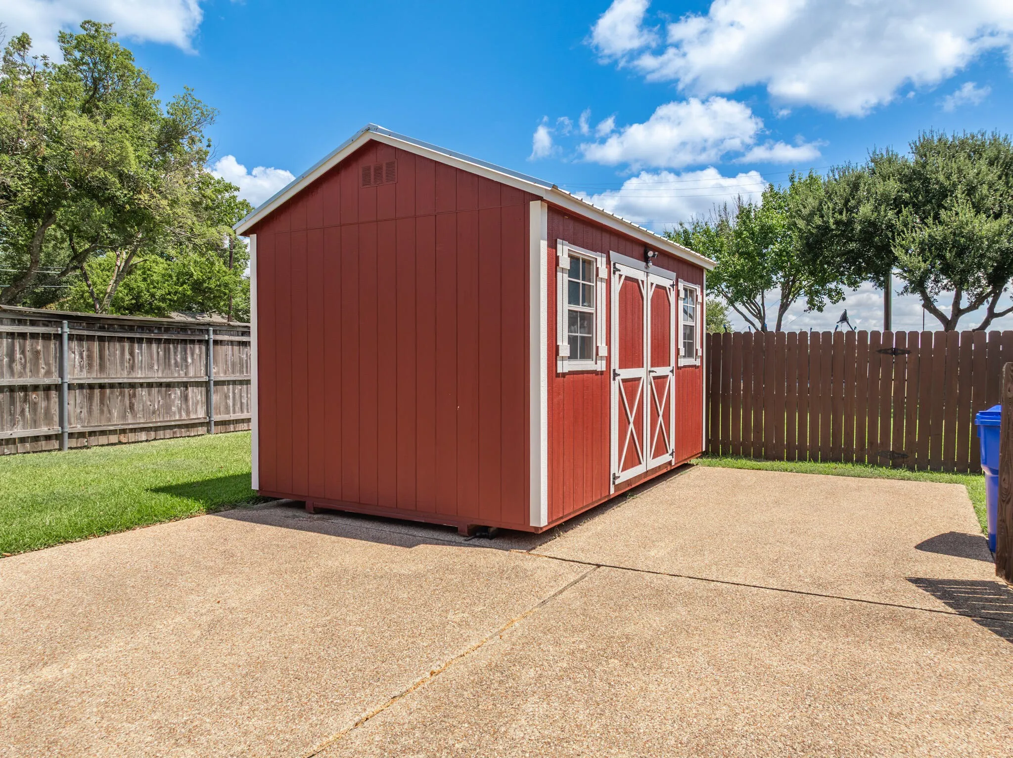 Single Family Residence For Sale in Mc Lennan County , 100 Painted Horse Trail, Waco, Texas 76712, 4 Bedroom, 3 Bathroom, 2 Garage spaces, 2,977 Sqft, built in 2006, mls#21360353, Real Estate Agent in Waco, Homes For Sale in Mc Lennan county, Homes For Sale in Waco, Realtor in Waco Texas, Real Estate Brokerage Independent Realty Texas, Luminita Cordes Realtor