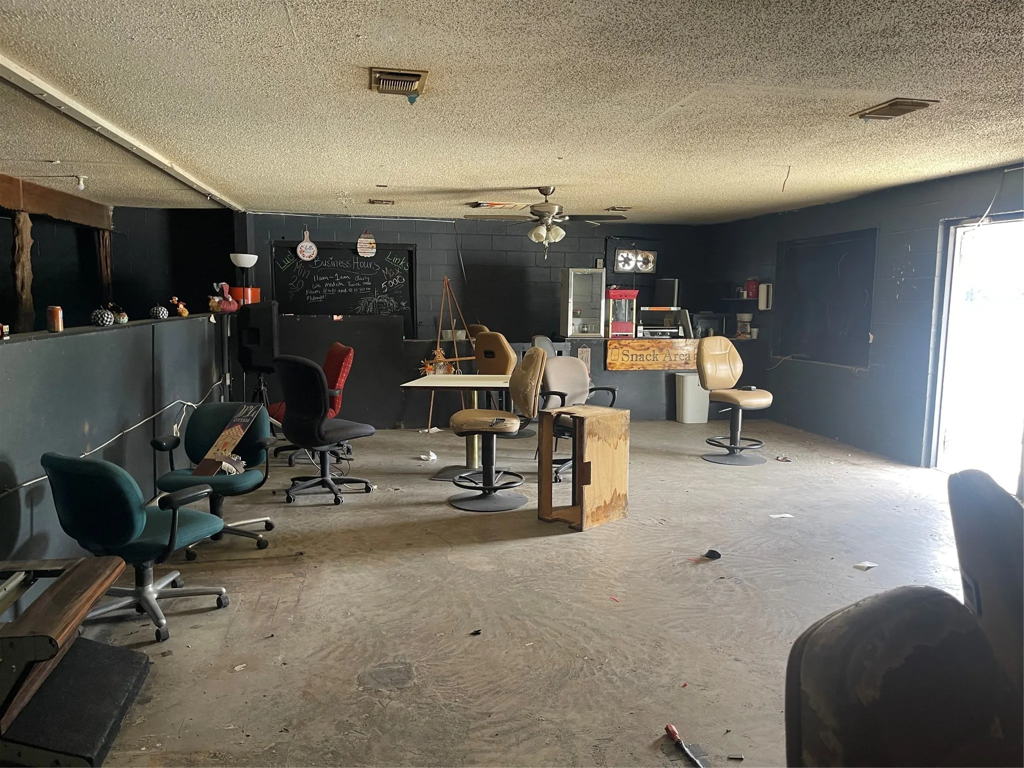 Business For Sale in Brown County , 7869 Highway 279, Brownwood, Texas 76801, 0, 0, Garage spaces, 0 Sqft, built in 1975, Price $130,000, mls#21356514, Real Estate Agent in Brownwood, Homes For Sale in Brown county, Homes For Sale in Brownwood, Realtor in Brownwood Texas, Real Estate Brokerage Independent Realty Texas, Luminita Cordes Realtor