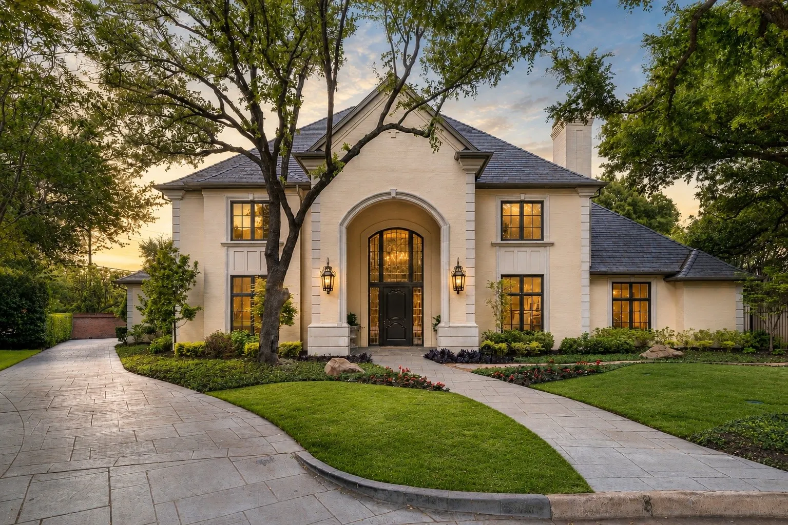 Single Family Residence For Sale in Dallas County , 2 Manzano Circle, Dallas, Texas 75230, 4 Bedroom, 6 Bathroom, 3 Garage spaces, 7,135 Sqft, built in 1994, mls#21359718, Real Estate Agent in Dallas, Homes For Sale in Dallas county, Homes For Sale in Dallas, Realtor in Dallas Texas, Real Estate Brokerage Independent Realty Texas, Luminita Cordes Realtor