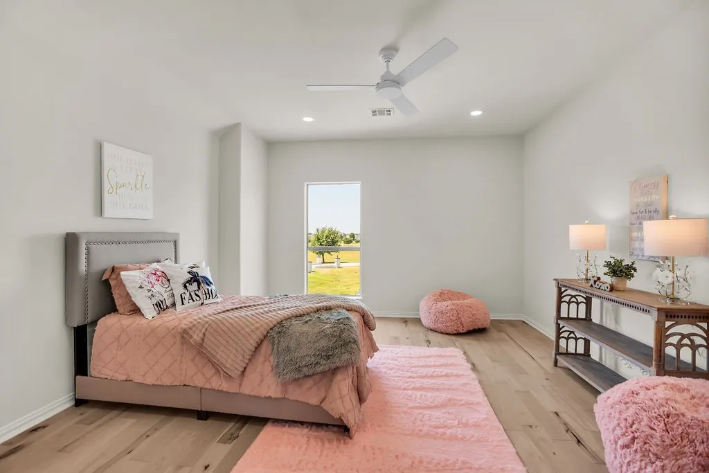 Single Family Residence For Sale in Collin County , 1600 Windmill Court, Lucas, Texas 75002, 5 Bedroom, 5 Bathroom, 3 Garage spaces, 5,259 Sqft, built in 2005, mls#21348791, Real Estate Agent in Lucas, Homes For Sale in Collin county, Homes For Sale in Lucas, Realtor in Lucas Texas, Real Estate Brokerage Independent Realty Texas, Luminita Cordes Realtor