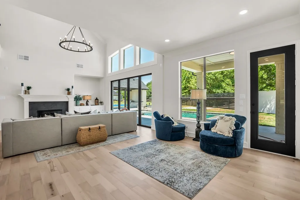 Single Family Residence For Sale in Collin County , 1600 Windmill Court, Lucas, Texas 75002, 5 Bedroom, 5 Bathroom, 3 Garage spaces, 5,259 Sqft, built in 2005, mls#21348791, Real Estate Agent in Lucas, Homes For Sale in Collin county, Homes For Sale in Lucas, Realtor in Lucas Texas, Real Estate Brokerage Independent Realty Texas, Luminita Cordes Realtor