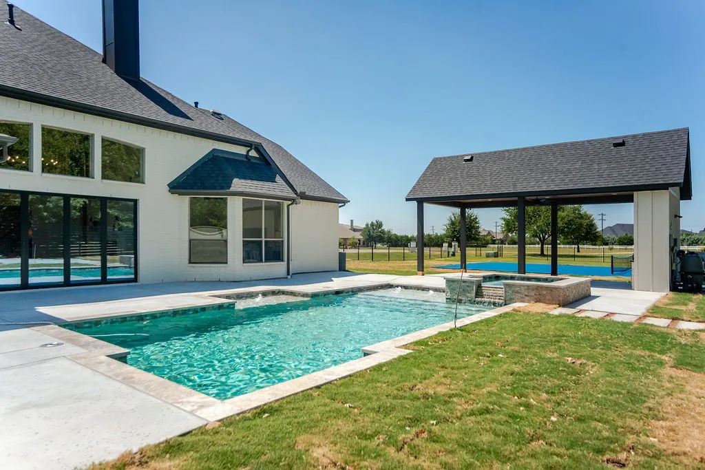 Single Family Residence For Sale in Collin County , 1600 Windmill Court, Lucas, Texas 75002, 5 Bedroom, 5 Bathroom, 3 Garage spaces, 5,259 Sqft, built in 2005, mls#21348791, Real Estate Agent in Lucas, Homes For Sale in Collin county, Homes For Sale in Lucas, Realtor in Lucas Texas, Real Estate Brokerage Independent Realty Texas, Luminita Cordes Realtor