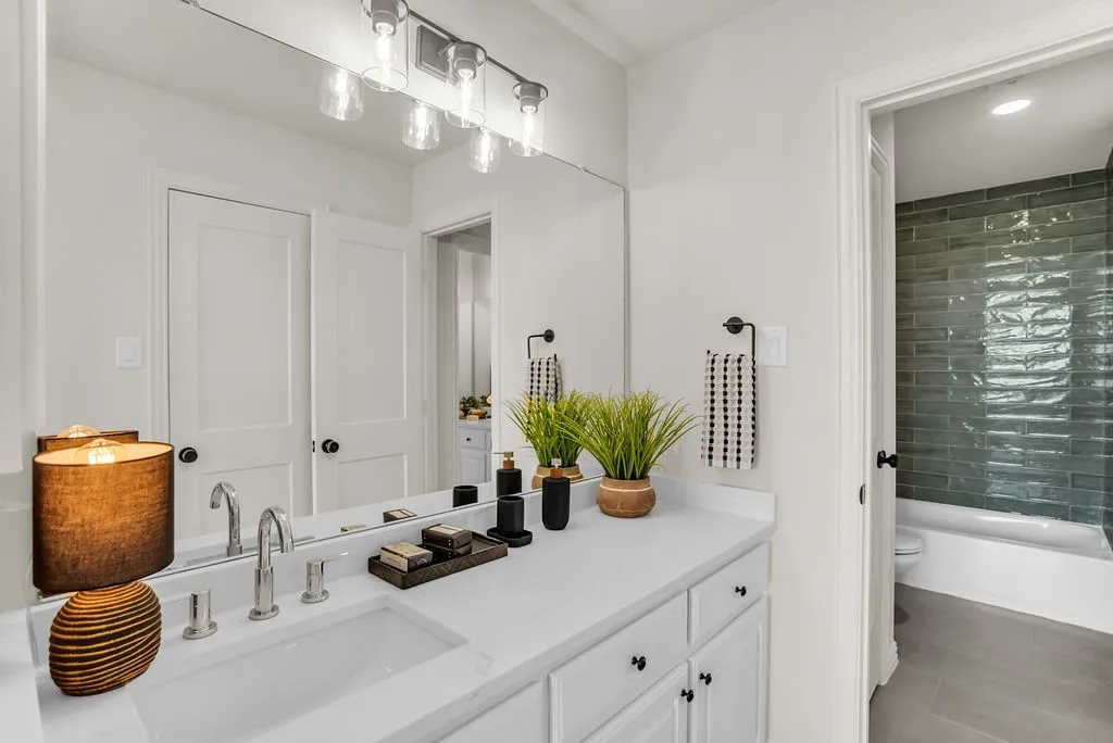 Single Family Residence For Sale in Collin County , 1600 Windmill Court, Lucas, Texas 75002, 5 Bedroom, 5 Bathroom, 3 Garage spaces, 5,259 Sqft, built in 2005, mls#21348791, Real Estate Agent in Lucas, Homes For Sale in Collin county, Homes For Sale in Lucas, Realtor in Lucas Texas, Real Estate Brokerage Independent Realty Texas, Luminita Cordes Realtor
