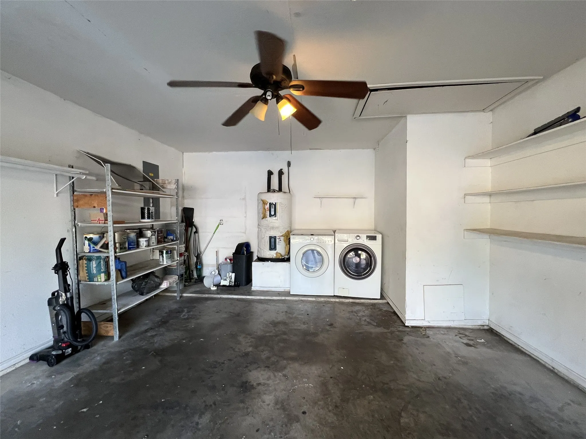 Single Family Residence For Rent in Tarrant County , 3417 Stanley Avenue, Fort Worth, Texas 76110, 3 Bedroom, 2 Bathroom, 1 Garage spaces, 1,248 Sqft, built in 2000, mls#21360378, Real Estate Agent in Fort Worth, Homes For Rent in Tarrant county, Homes For Rent in Fort Worth, Realtor in Fort Worth Texas, Real Estate Brokerage Independent Realty Texas, Luminita Cordes Realtor