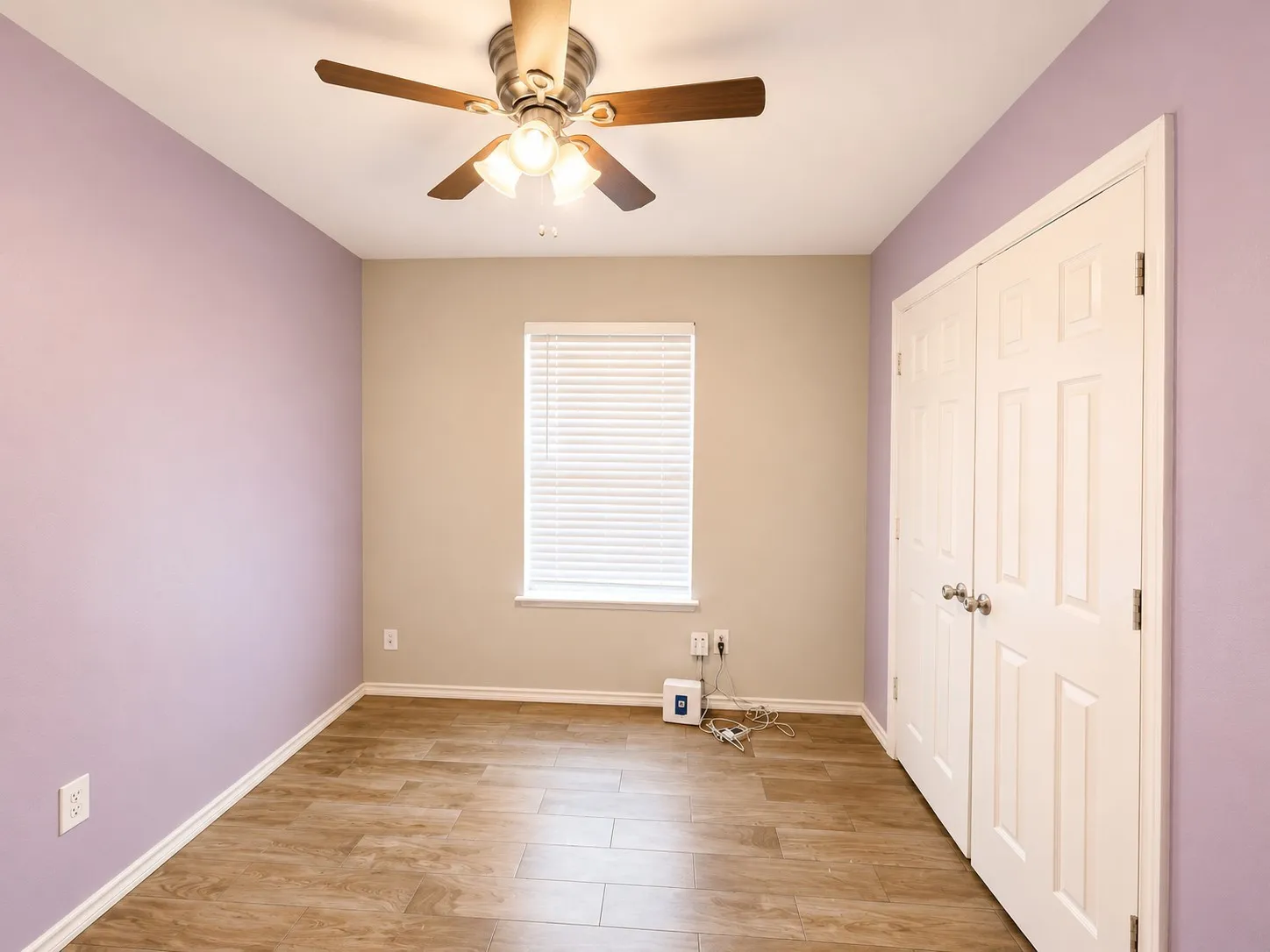 Single Family Residence For Rent in Tarrant County , 3417 Stanley Avenue, Fort Worth, Texas 76110, 3 Bedroom, 2 Bathroom, 1 Garage spaces, 1,248 Sqft, built in 2000, mls#21360378, Real Estate Agent in Fort Worth, Homes For Rent in Tarrant county, Homes For Rent in Fort Worth, Realtor in Fort Worth Texas, Real Estate Brokerage Independent Realty Texas, Luminita Cordes Realtor